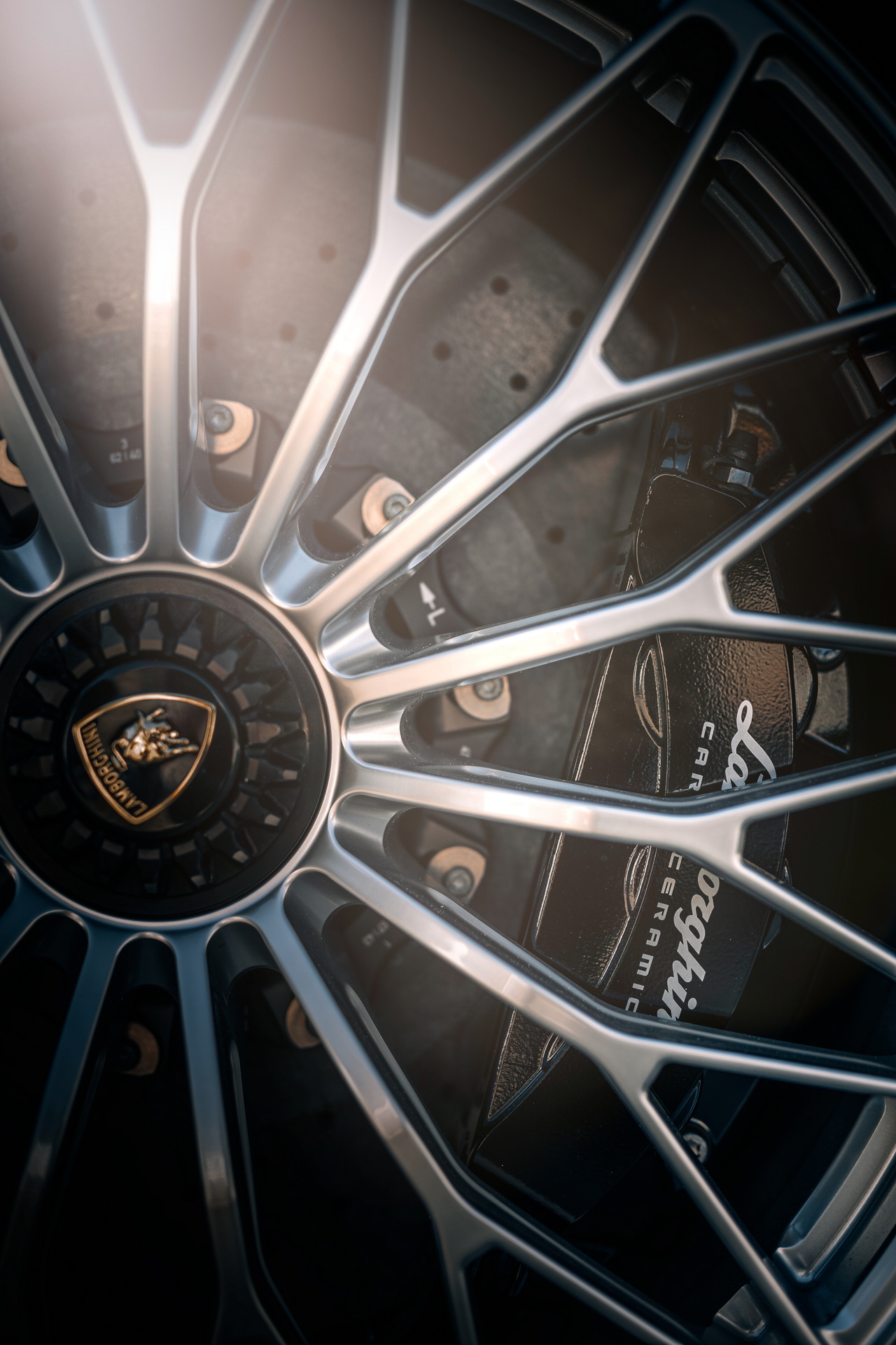 Final Lamborghini Aventador Ultimae Roadster Is A Homage To The One-Off Miura Roadster