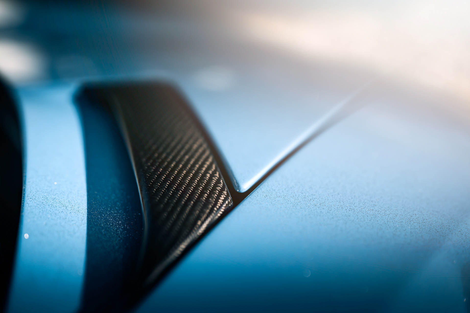 Final Lamborghini Aventador Ultimae Roadster Is A Homage To The One-Off Miura Roadster