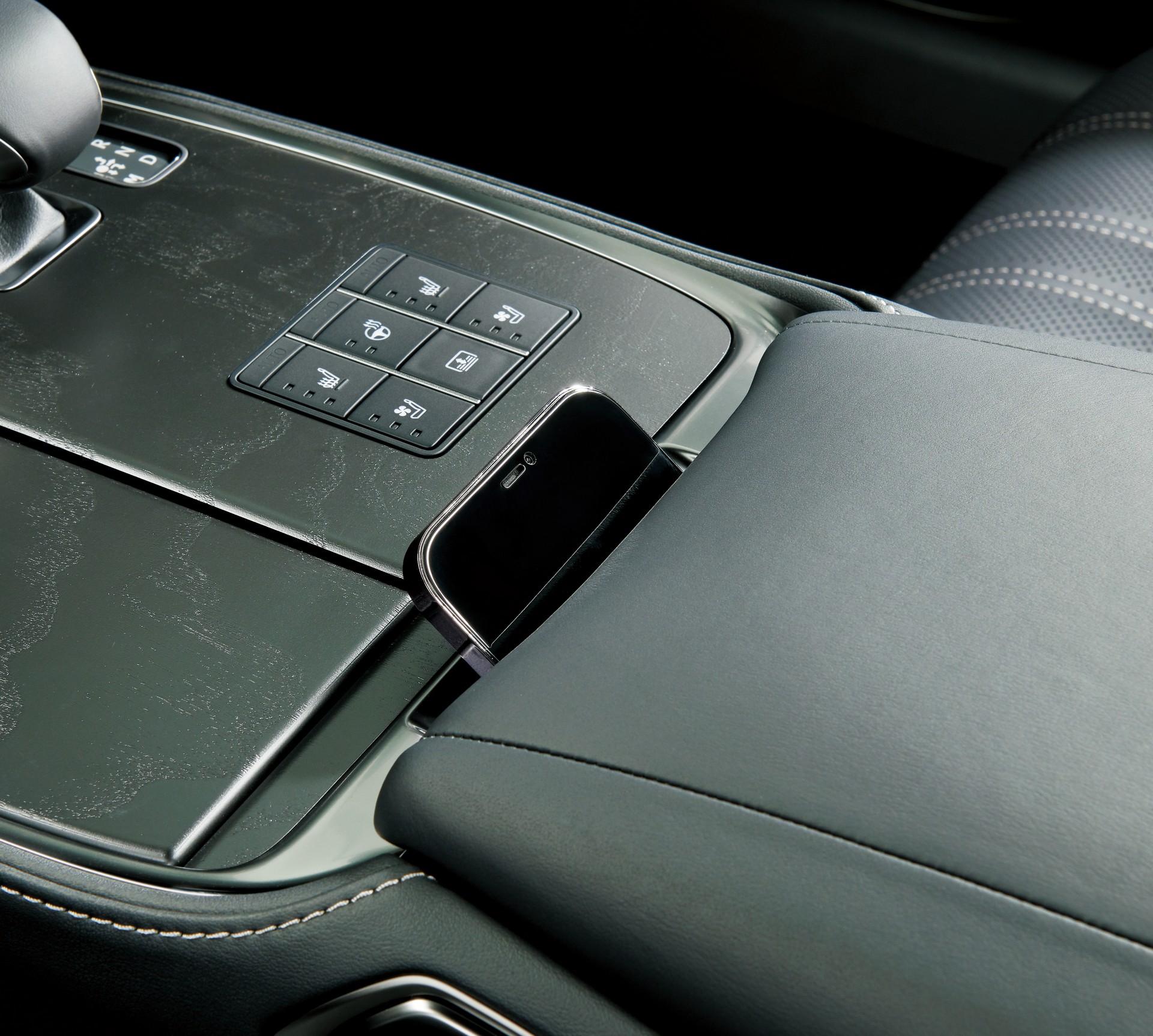 2023 Lexus LS Gets Safety And Infotainment Upgrades In Japan