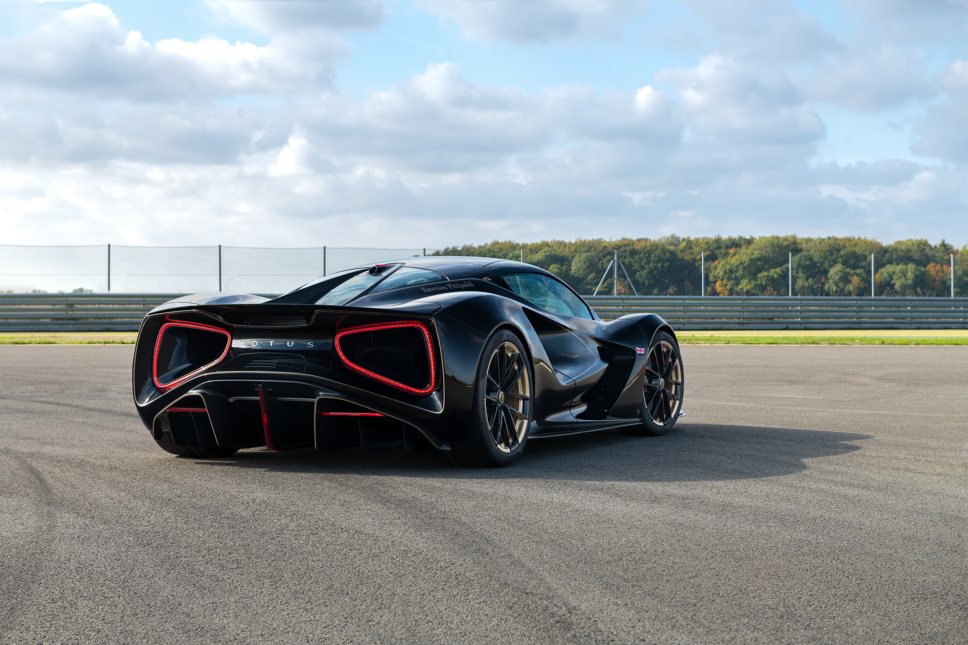 Lotus Evija Fittipaldi Limited Edition Celebrates 50 Years From F1 Title With Retro-Themed Livery