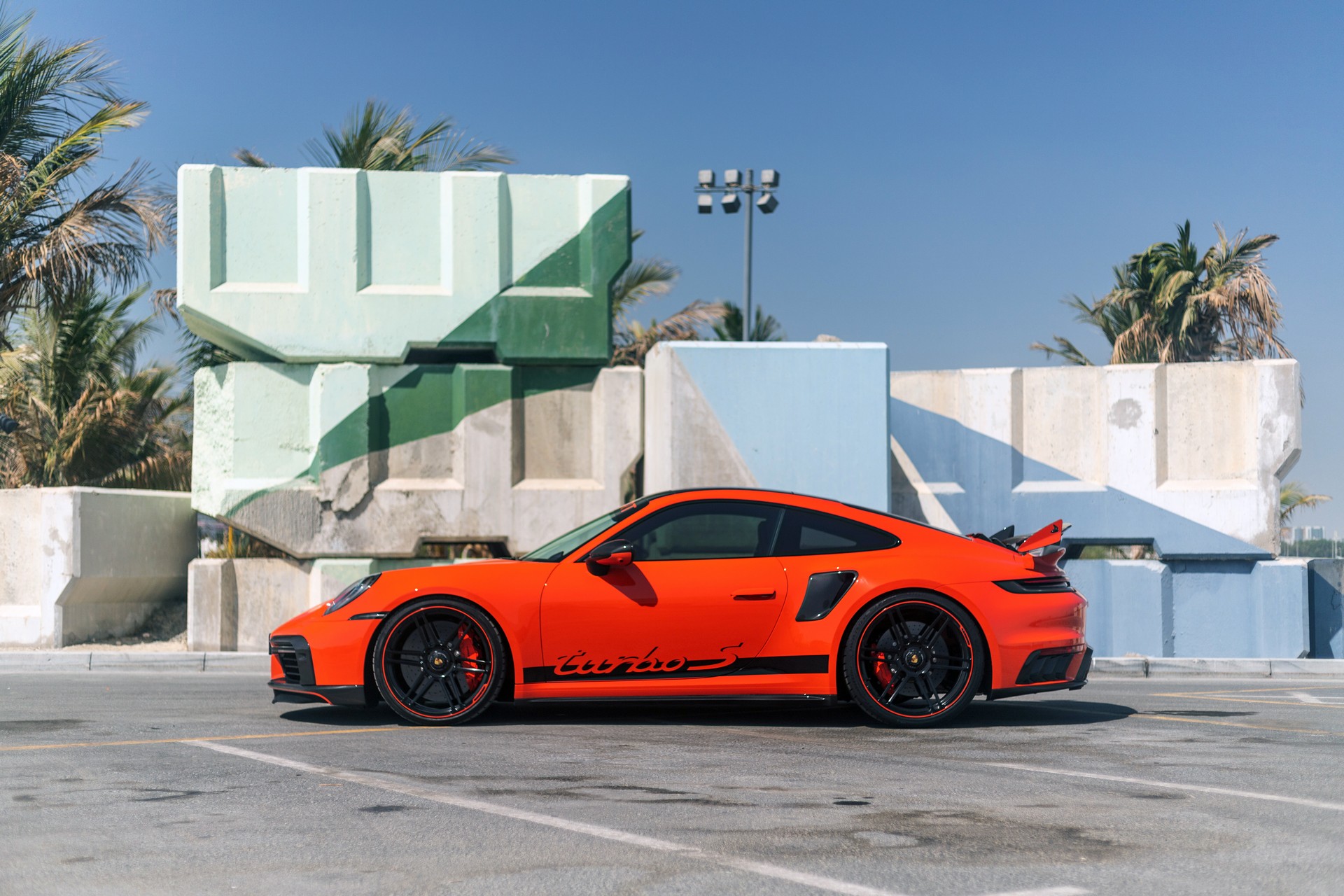 Manhart Gives The Porsche 911 Turbo S 822 HP, Turns It Into The TR 800