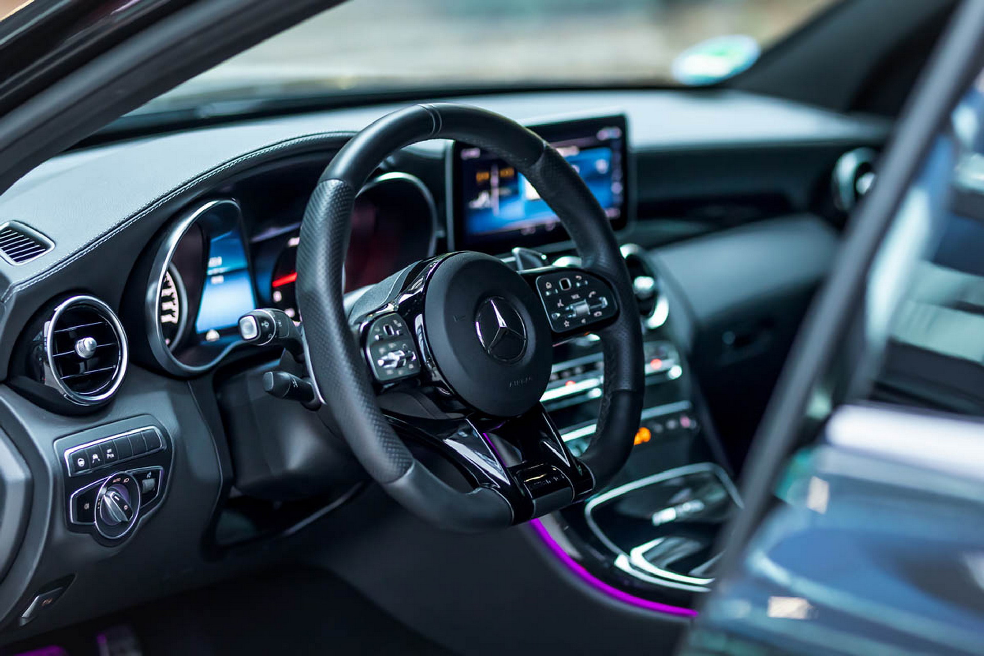 Manhart Says Goodbye To The AMG Biturbo V8 With The C63 CR700 Last Edition