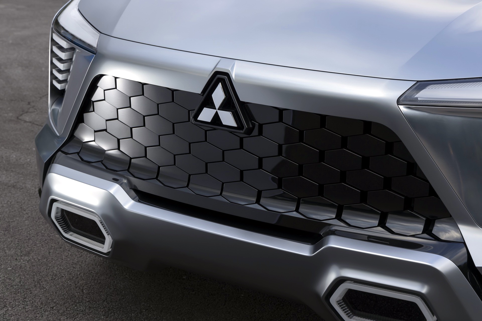See The Mitsubishi XFC Concept That Previews A New Compact SUV From All Angles