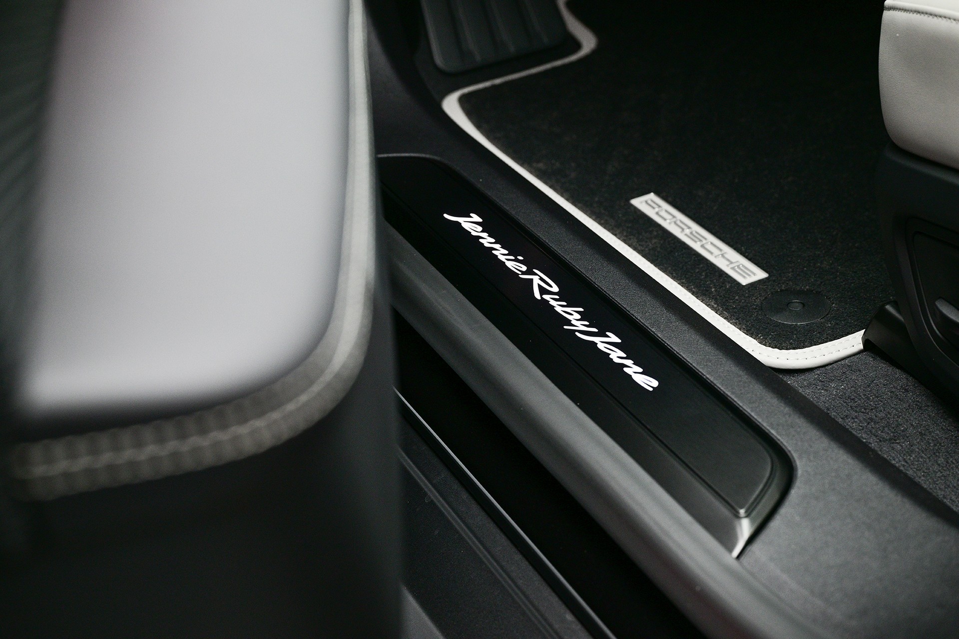 K-Pop Superstar Creates A Very Special Porsche Taycan 4S Cross Turismo