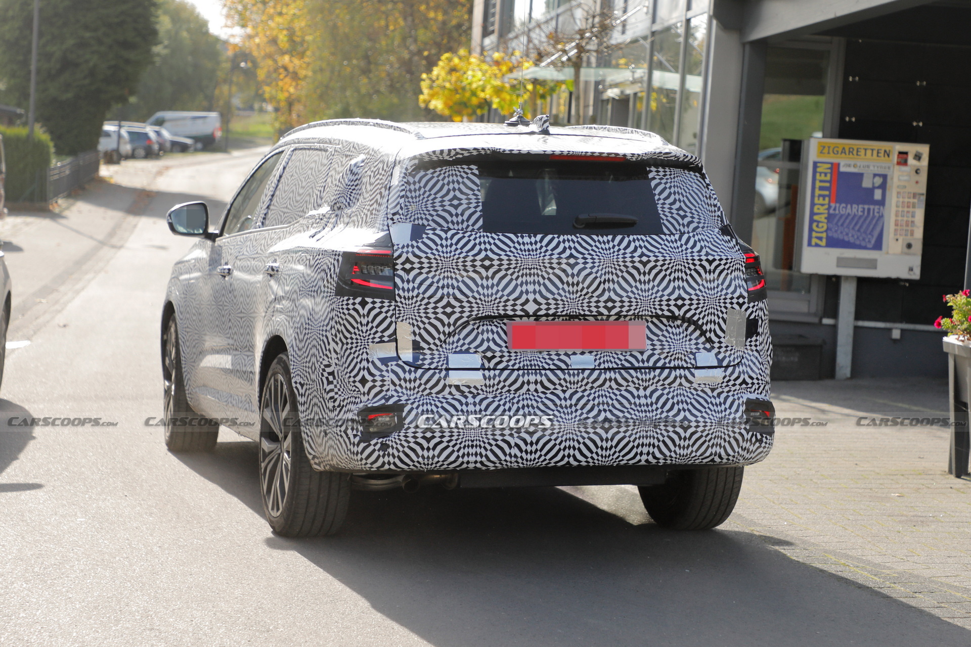 Stretched Renault Austral Spotted Again, Set To Replace The Espace