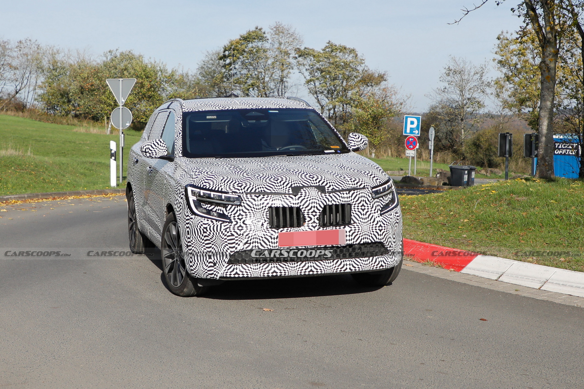 Stretched Renault Austral Spotted Again, Set To Replace The Espace