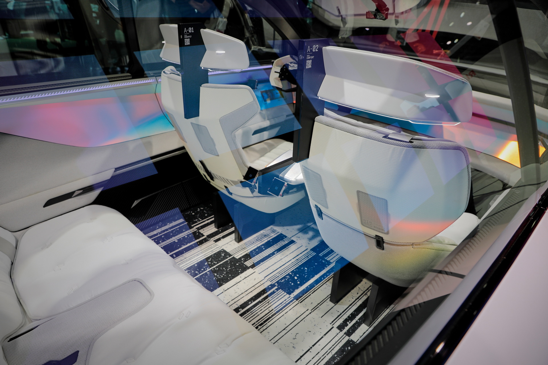 Renault Scenic Returns As A Bold Conceptual EV With A Hydrogen Range Extender