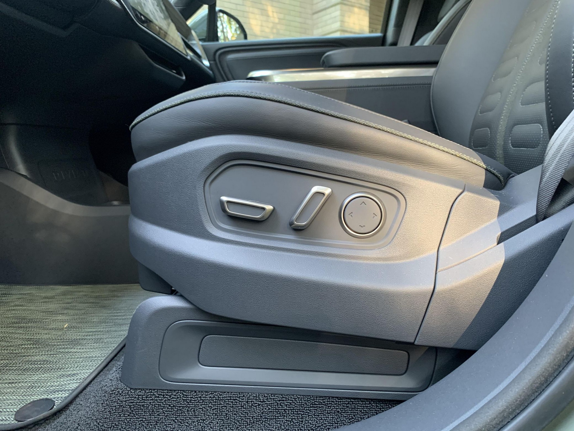 Skip The Line And Buy This 260-Mile Rivian R1S Available Right Now