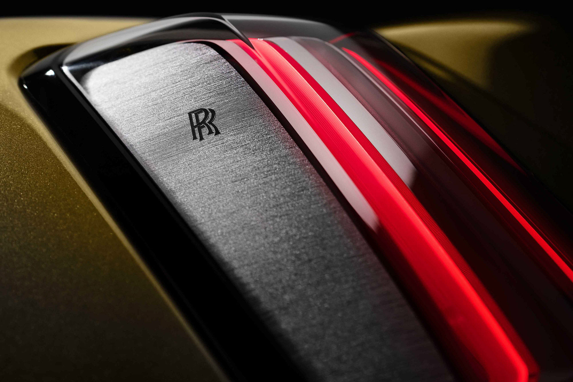 2024 Rolls Royce Spectre EV Is A 6500-LBS Luxury Land Yacht With A 320-Mile Range