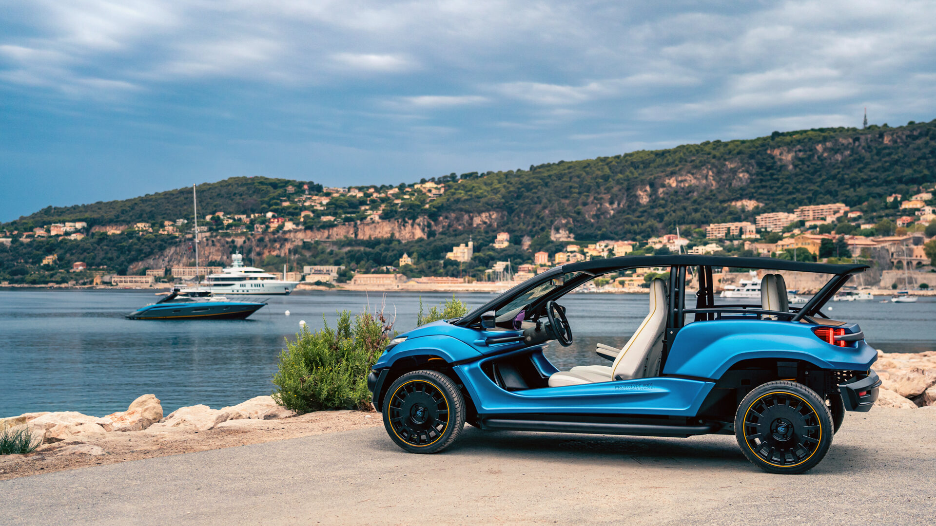 Coastrunner EV Is A Cool-Looking Buggy With A Fridge In The Frunk