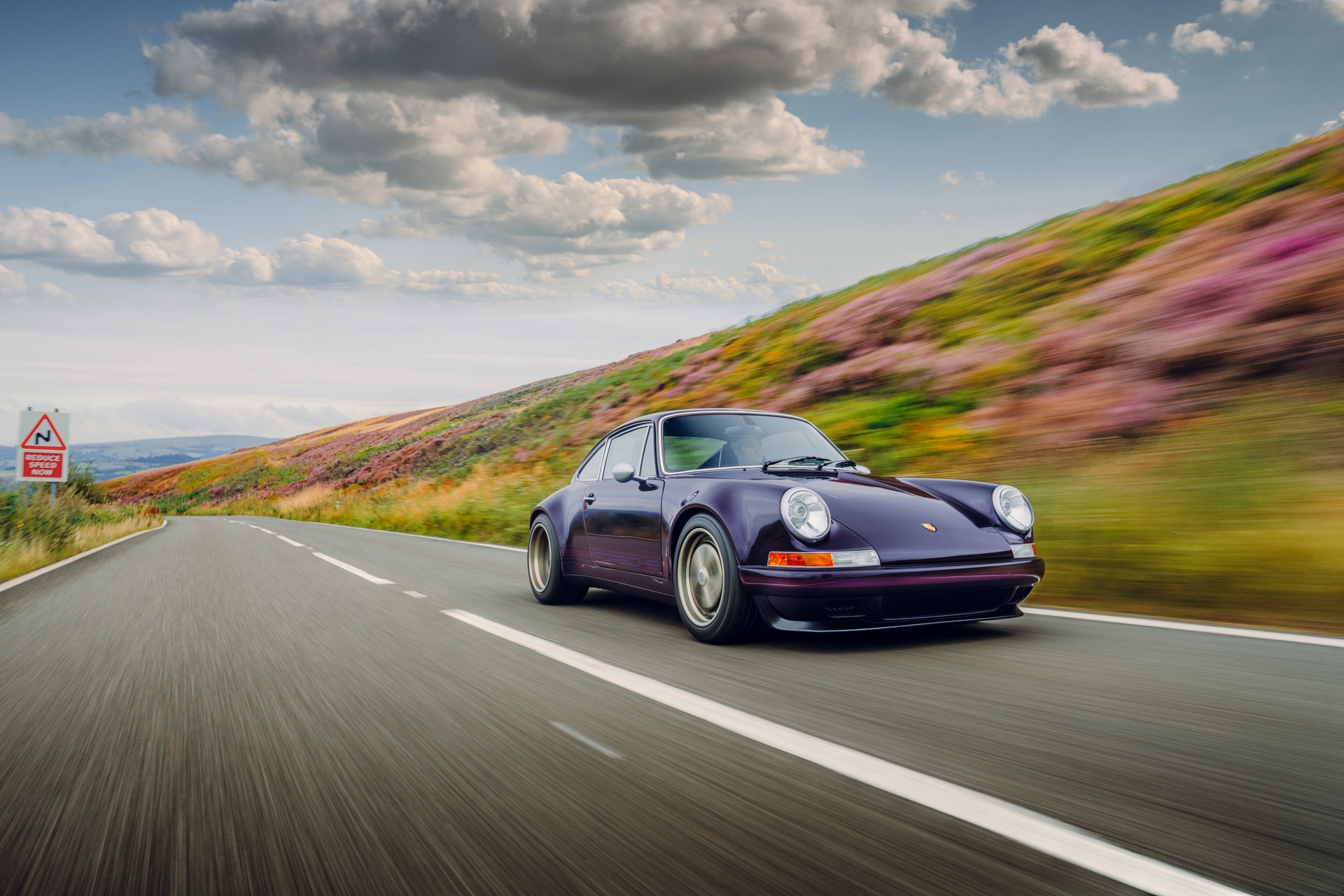 Theon Design’s Latest Porsche 911 Has Carbon Body And Screaming 4.0-Liter Flat-Six