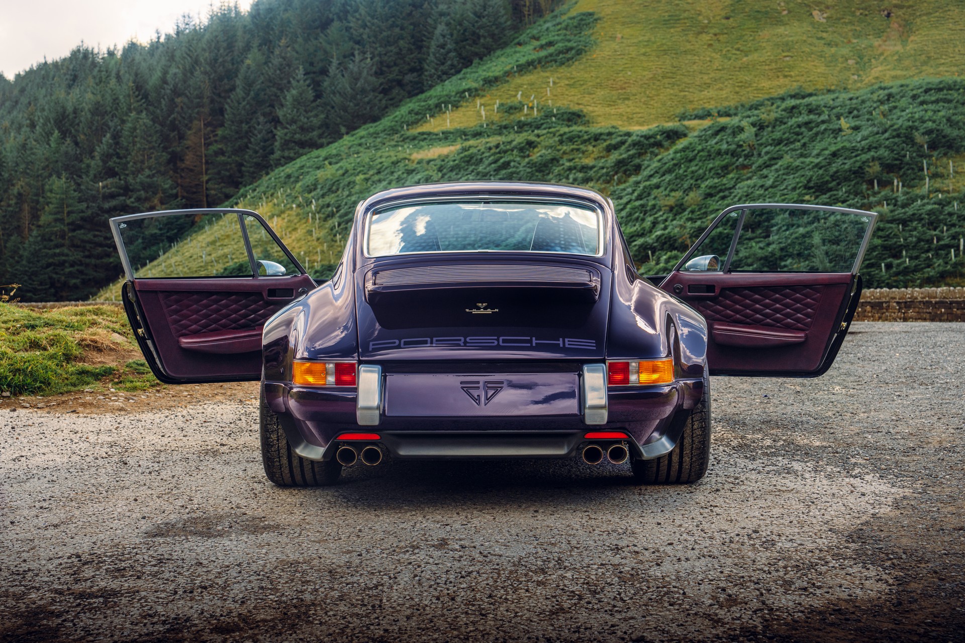 Theon Design’s Latest Porsche 911 Has Carbon Body And Screaming 4.0-Liter Flat-Six