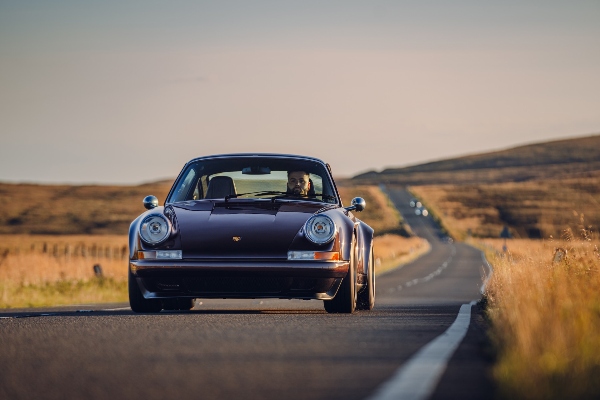 Theon Design’s Latest Porsche 911 Has Carbon Body And Screaming 4.0-Liter Flat-Six