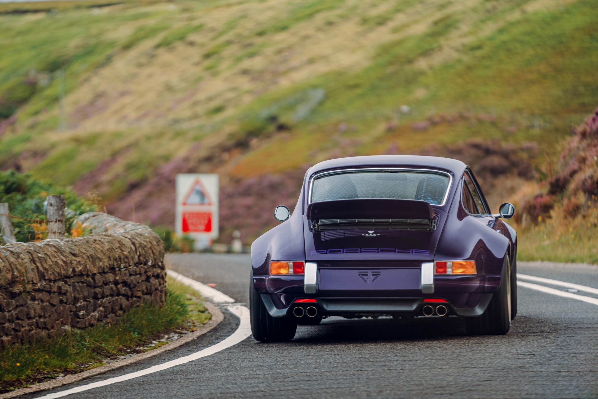 Theon Design’s Latest Porsche 911 Has Carbon Body And Screaming 4.0-Liter Flat-Six