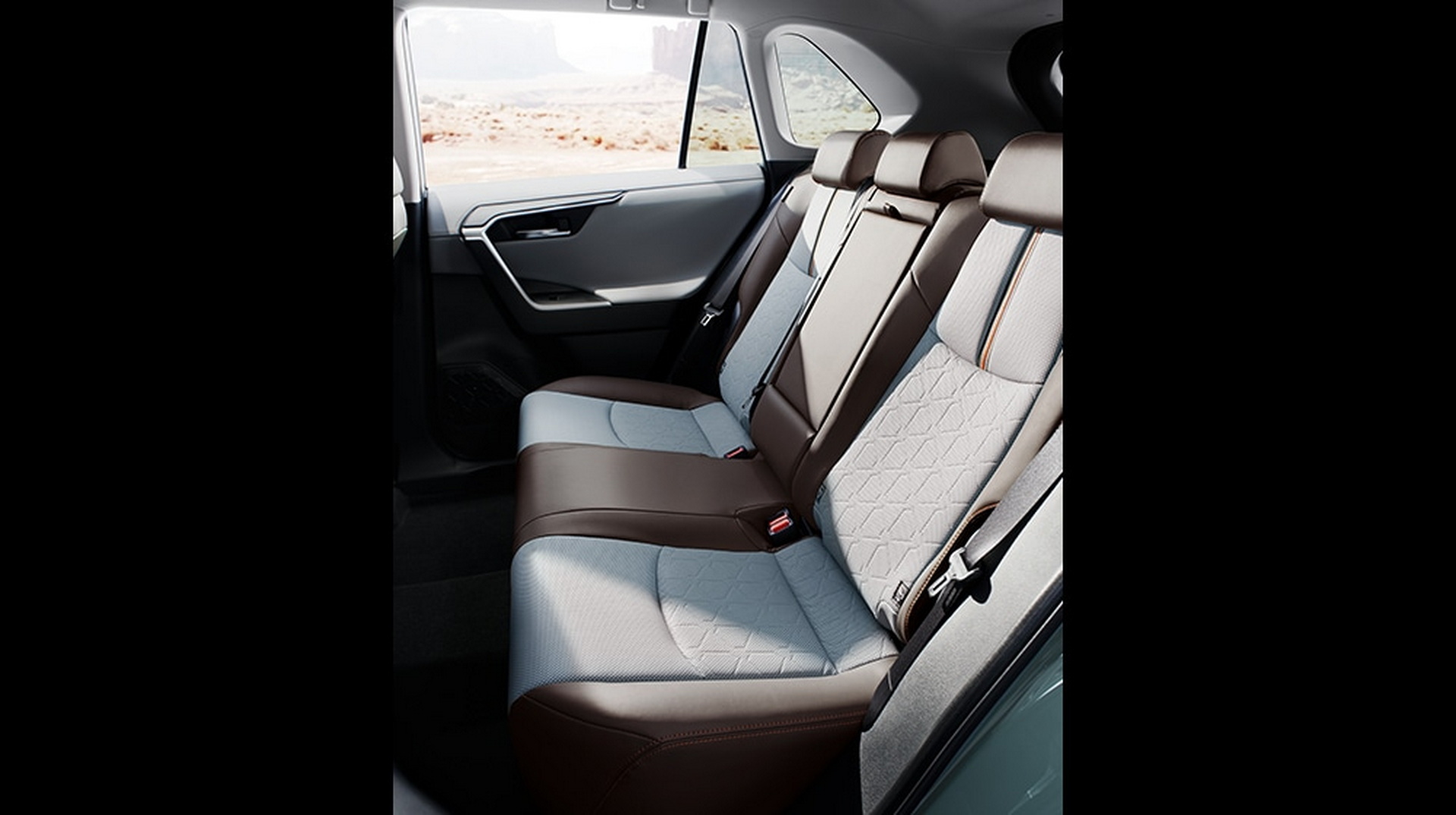 Toyota RAV4 Gets New Adventure Off-Road Package II In Japan, Makes Black Bumpers Cool Again