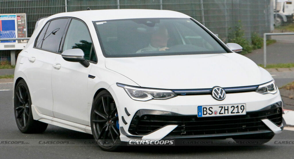  Mysterious VW Golf R Spotted With Canards, Is A High-Performance Variant In The Works?