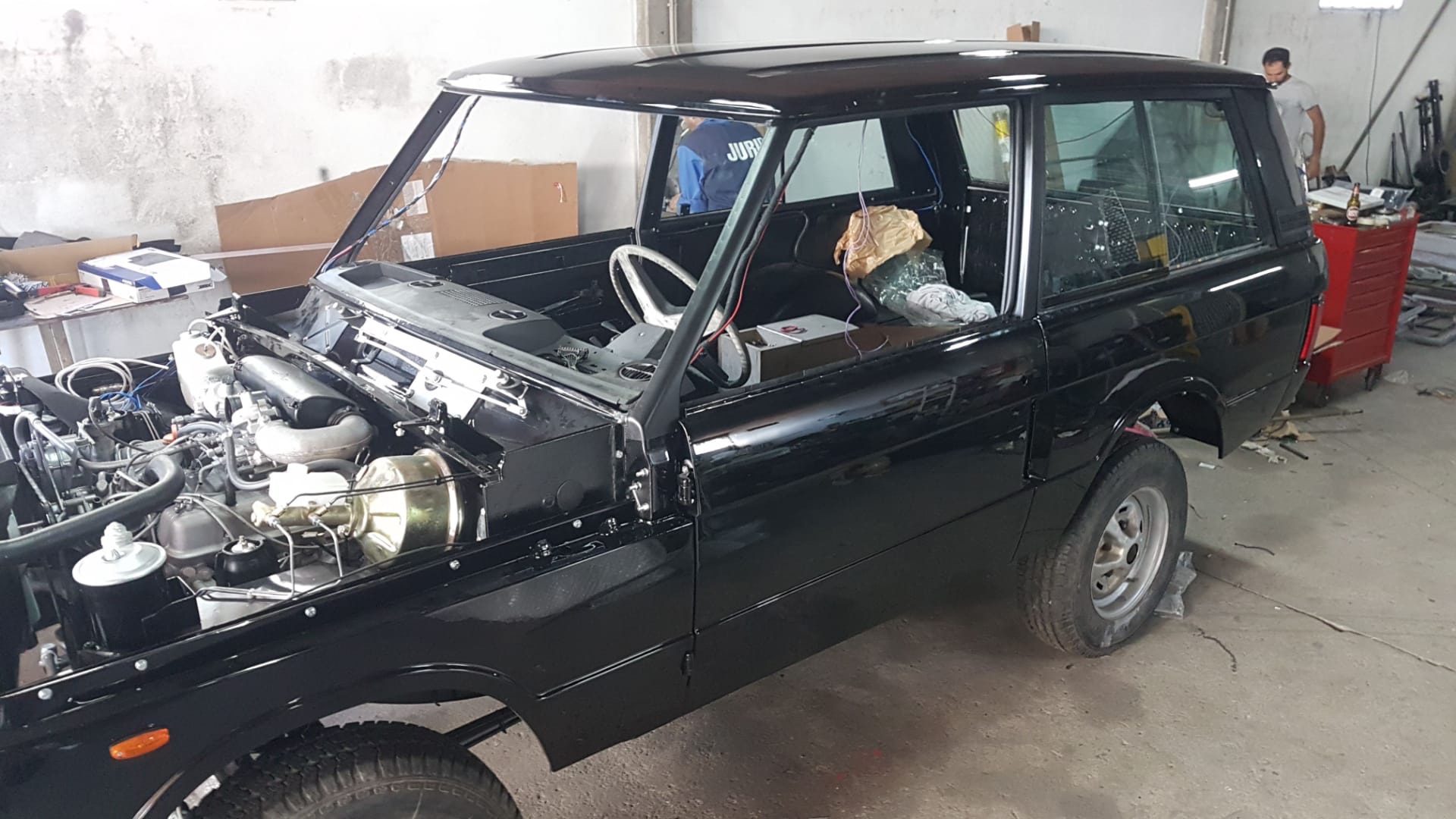 LS3-Powered Range Rover Classic Restomod By Legacy Overland Is A Thing Of Beauty