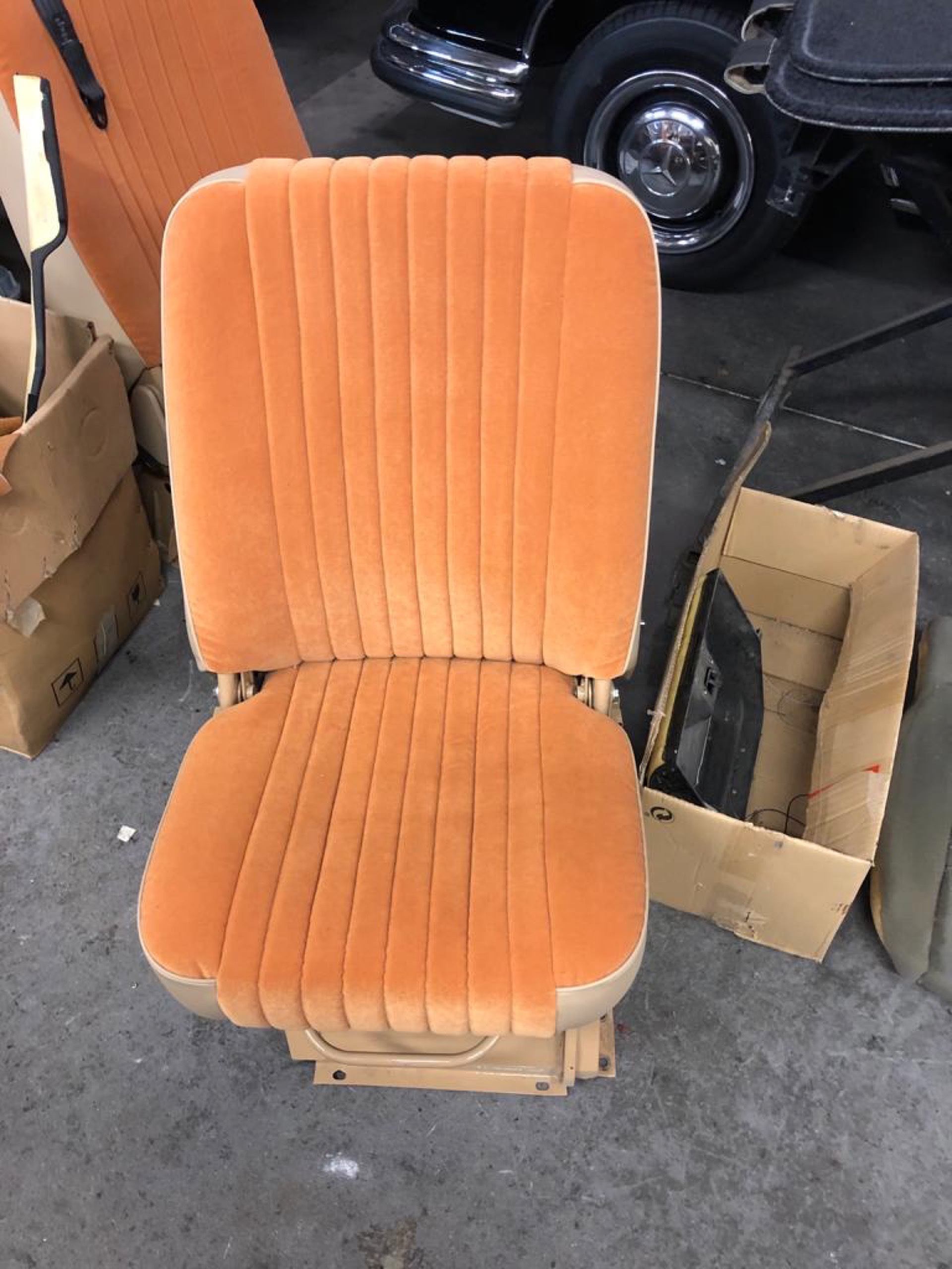 LS3-Powered Range Rover Classic Restomod By Legacy Overland Is A Thing Of Beauty