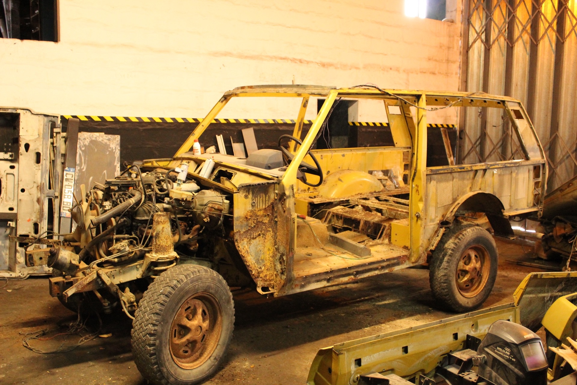 LS3-Powered Range Rover Classic Restomod By Legacy Overland Is A Thing Of Beauty