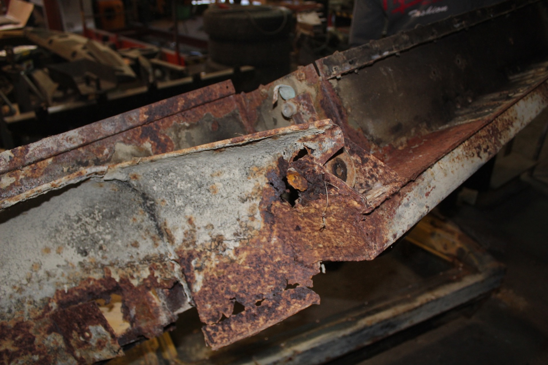 LS3-Powered Range Rover Classic Restomod By Legacy Overland Is A Thing Of Beauty