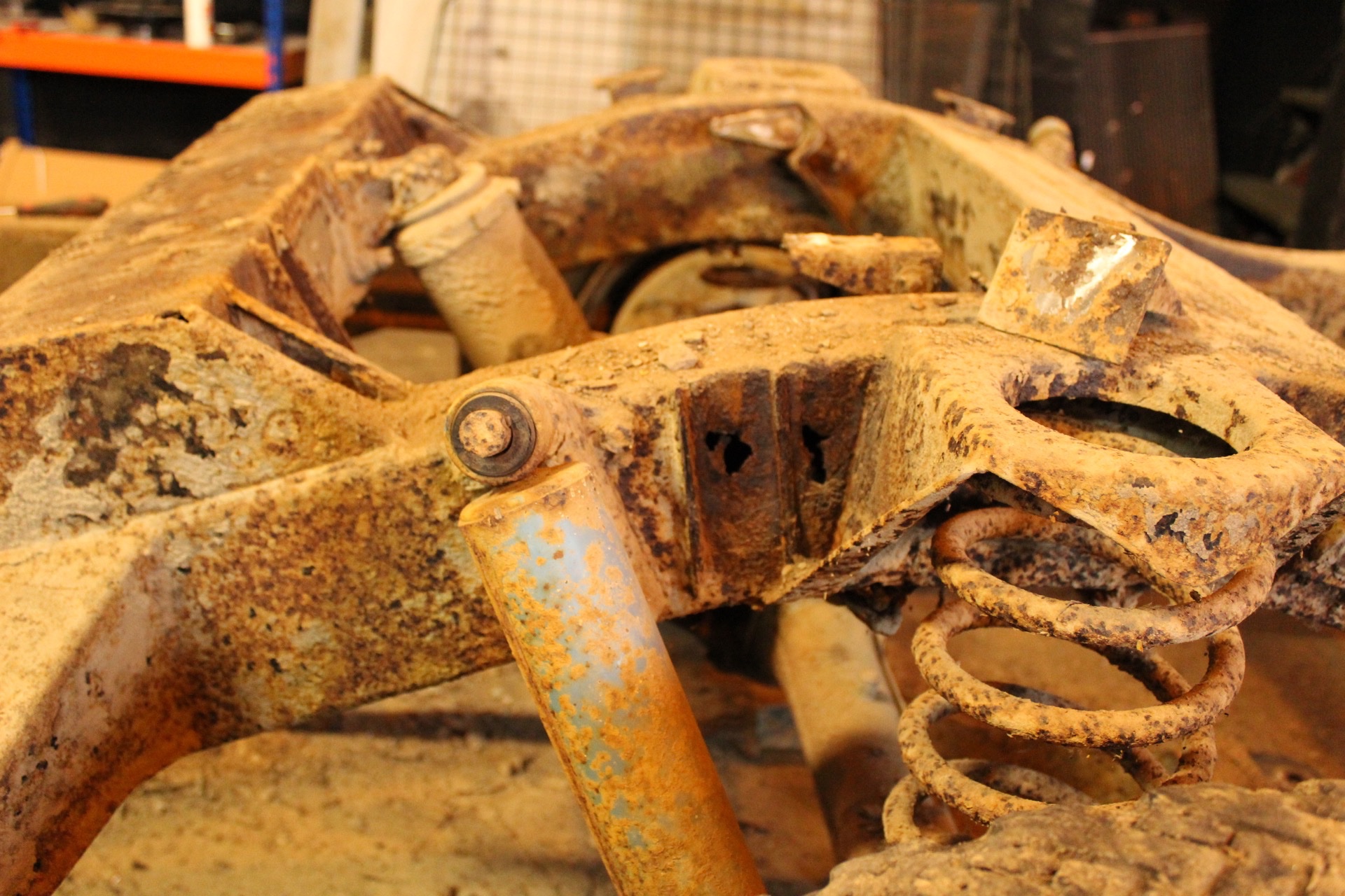 LS3-Powered Range Rover Classic Restomod By Legacy Overland Is A Thing Of Beauty