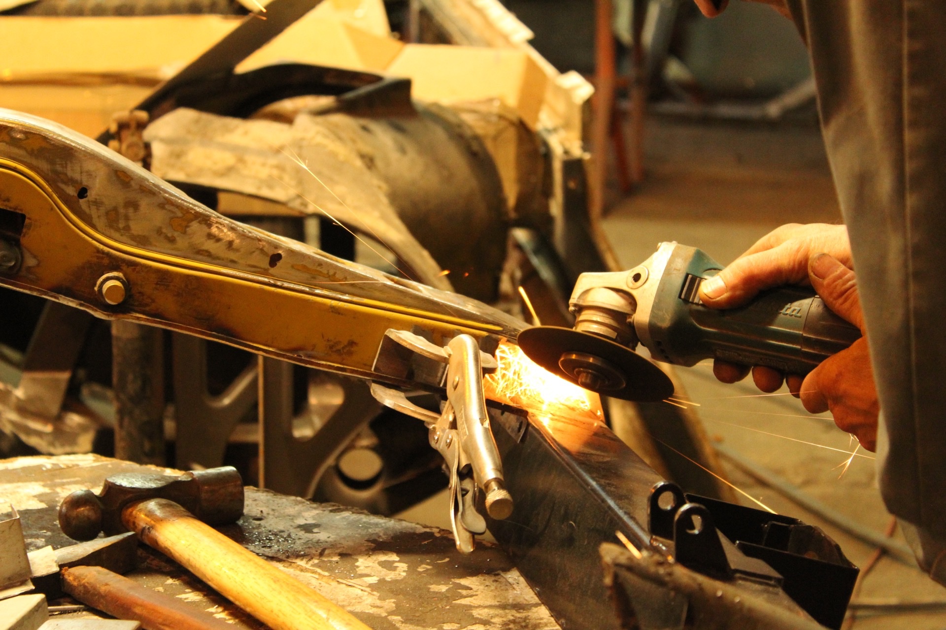 LS3-Powered Range Rover Classic Restomod By Legacy Overland Is A Thing Of Beauty