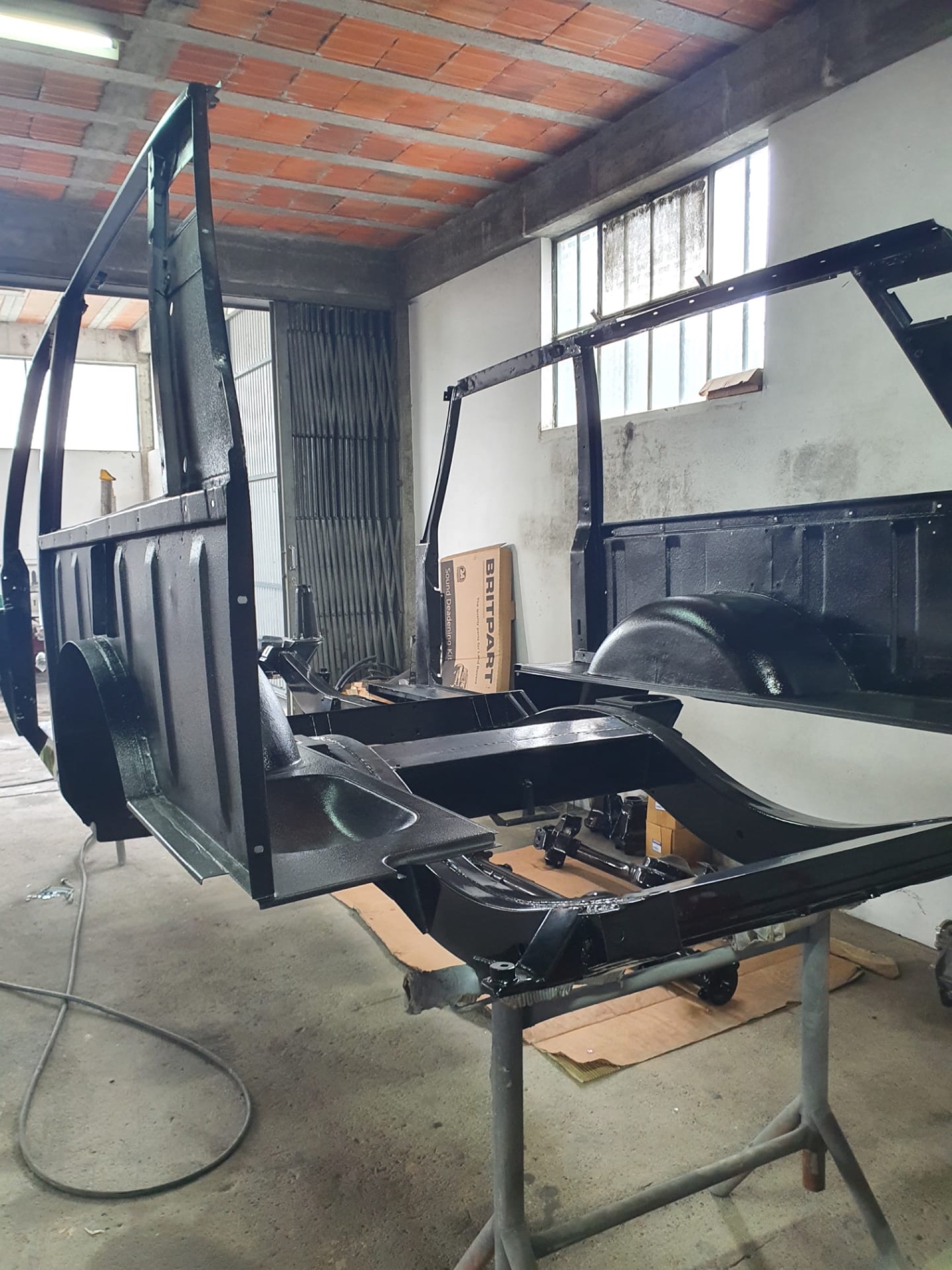 LS3-Powered Range Rover Classic Restomod By Legacy Overland Is A Thing Of Beauty