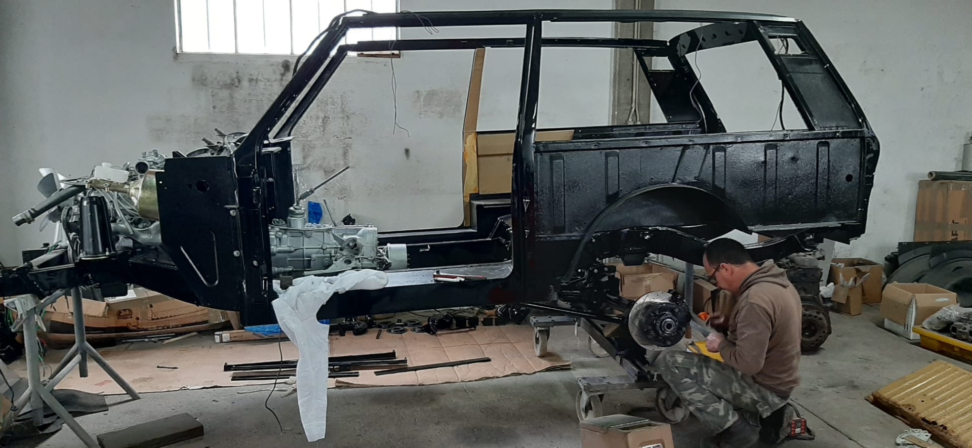 LS3-Powered Range Rover Classic Restomod By Legacy Overland Is A Thing Of Beauty