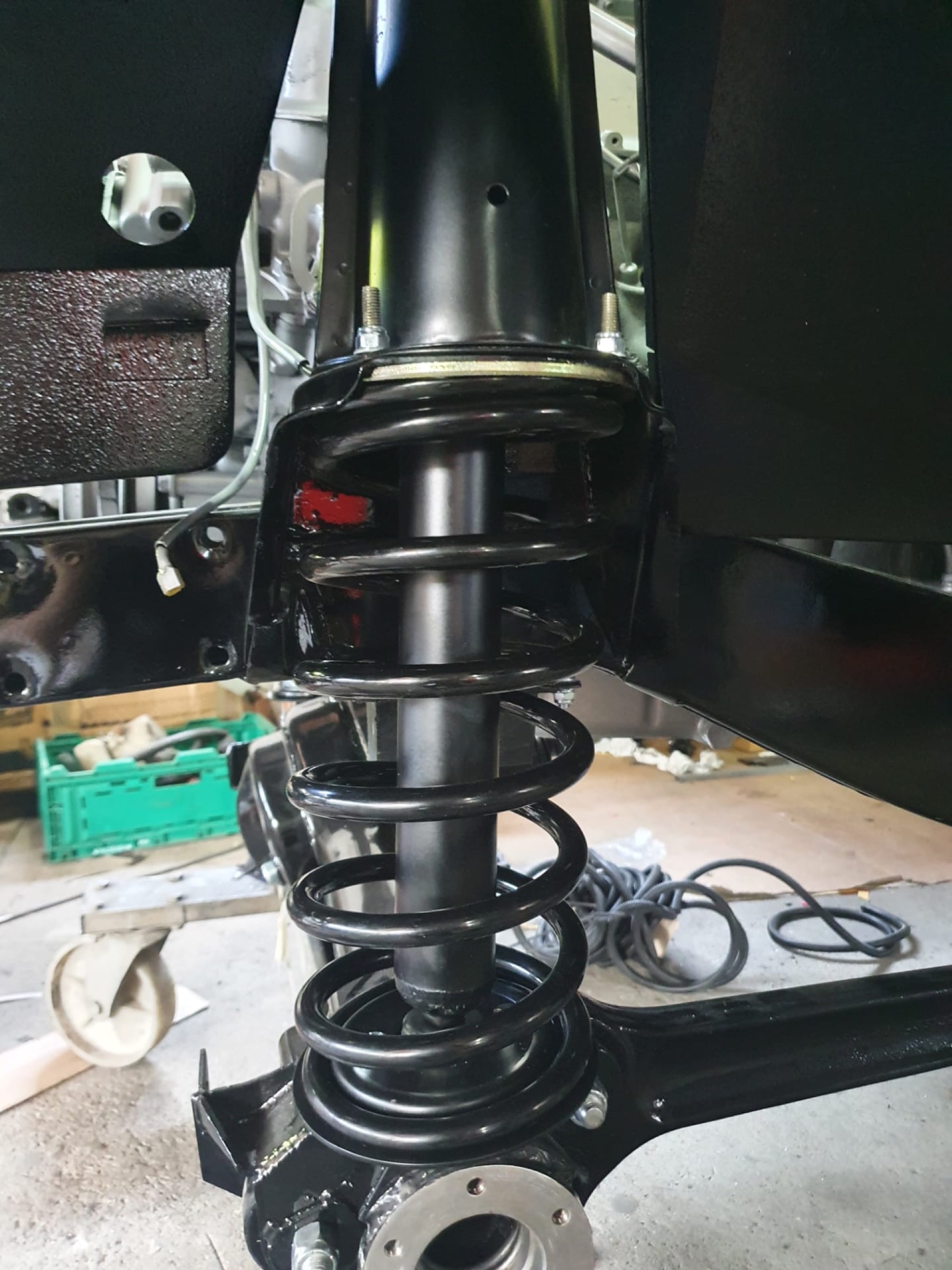 LS3-Powered Range Rover Classic Restomod By Legacy Overland Is A Thing Of Beauty