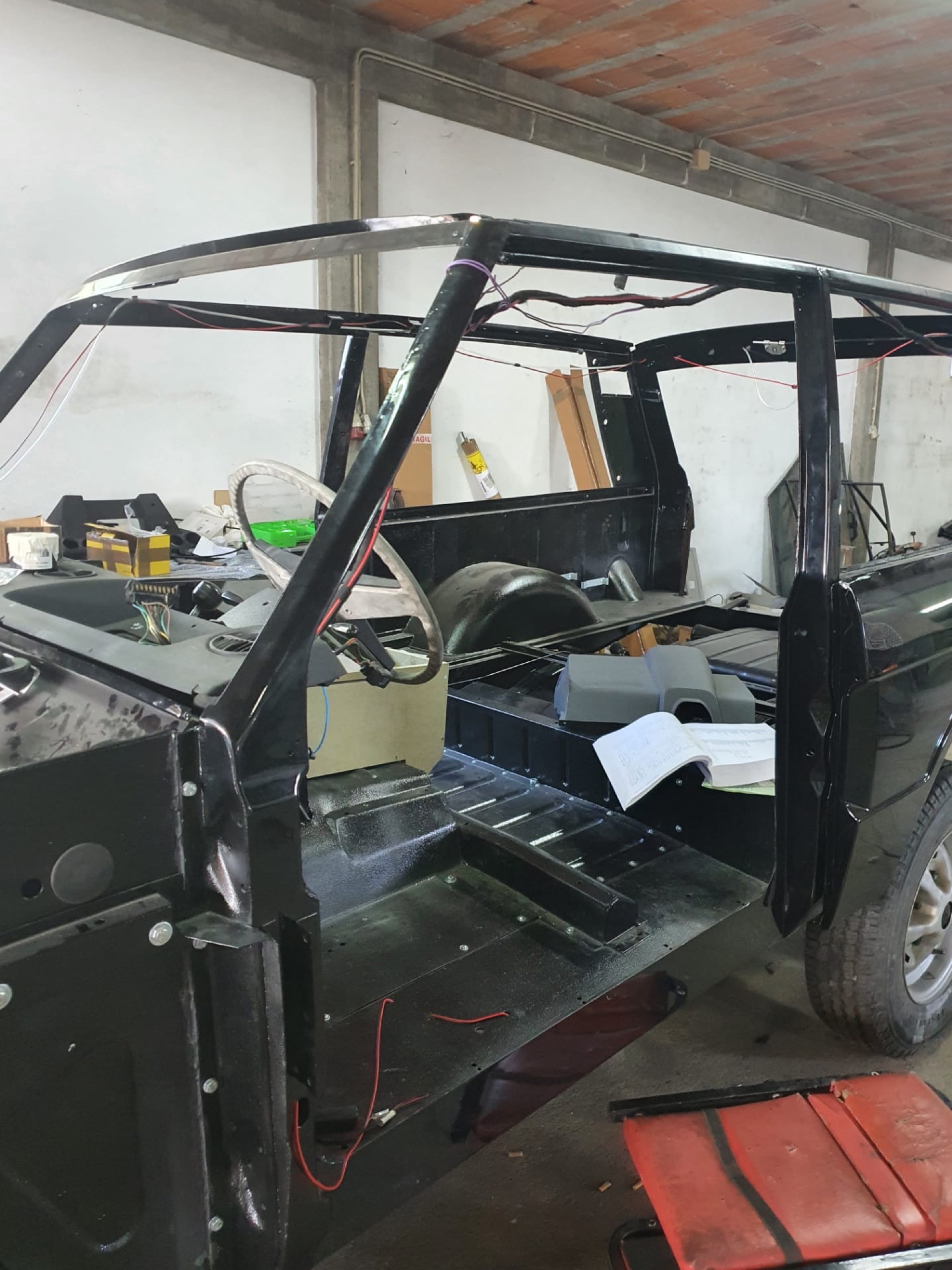 LS3-Powered Range Rover Classic Restomod By Legacy Overland Is A Thing Of Beauty