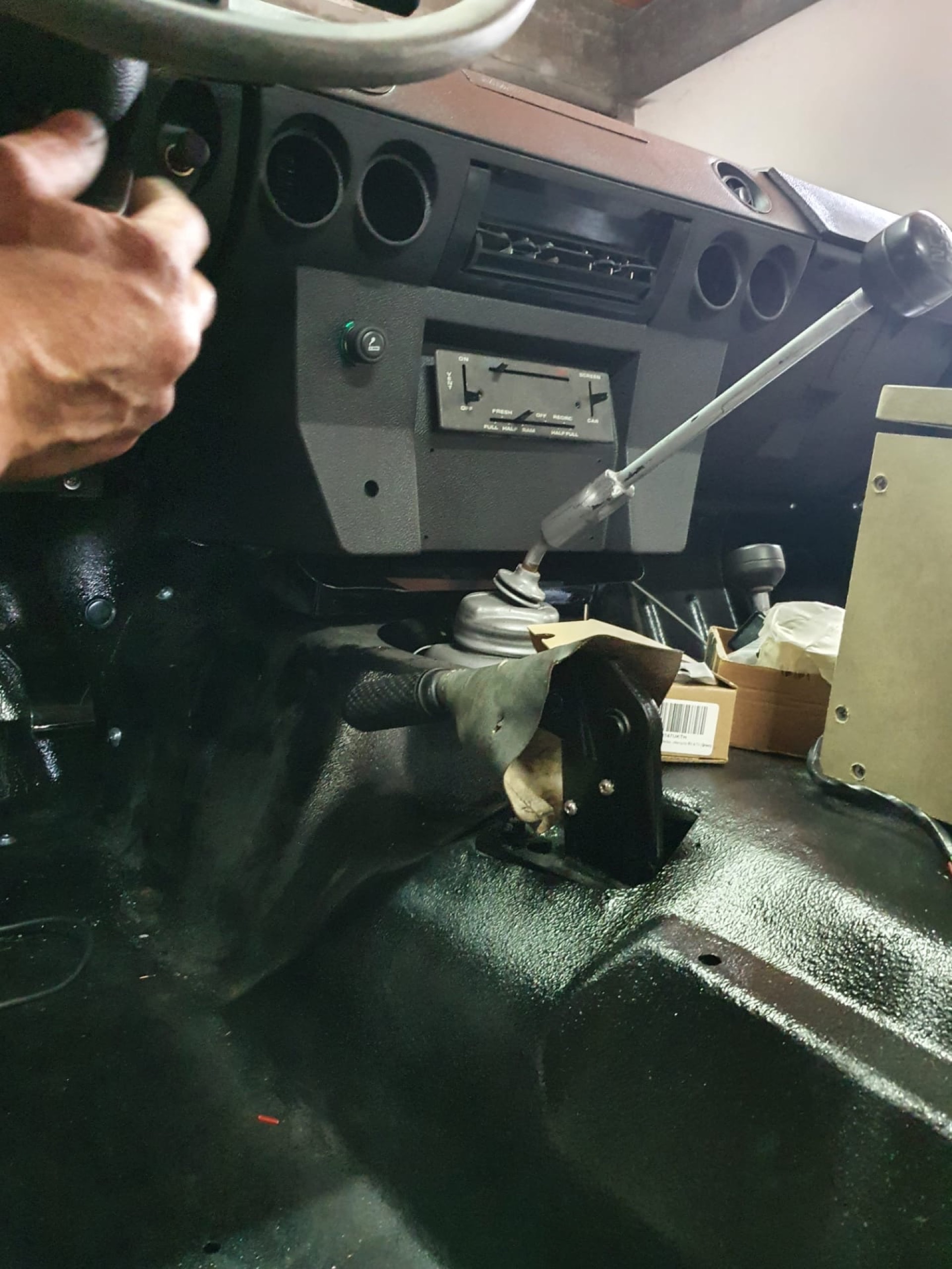 LS3-Powered Range Rover Classic Restomod By Legacy Overland Is A Thing Of Beauty