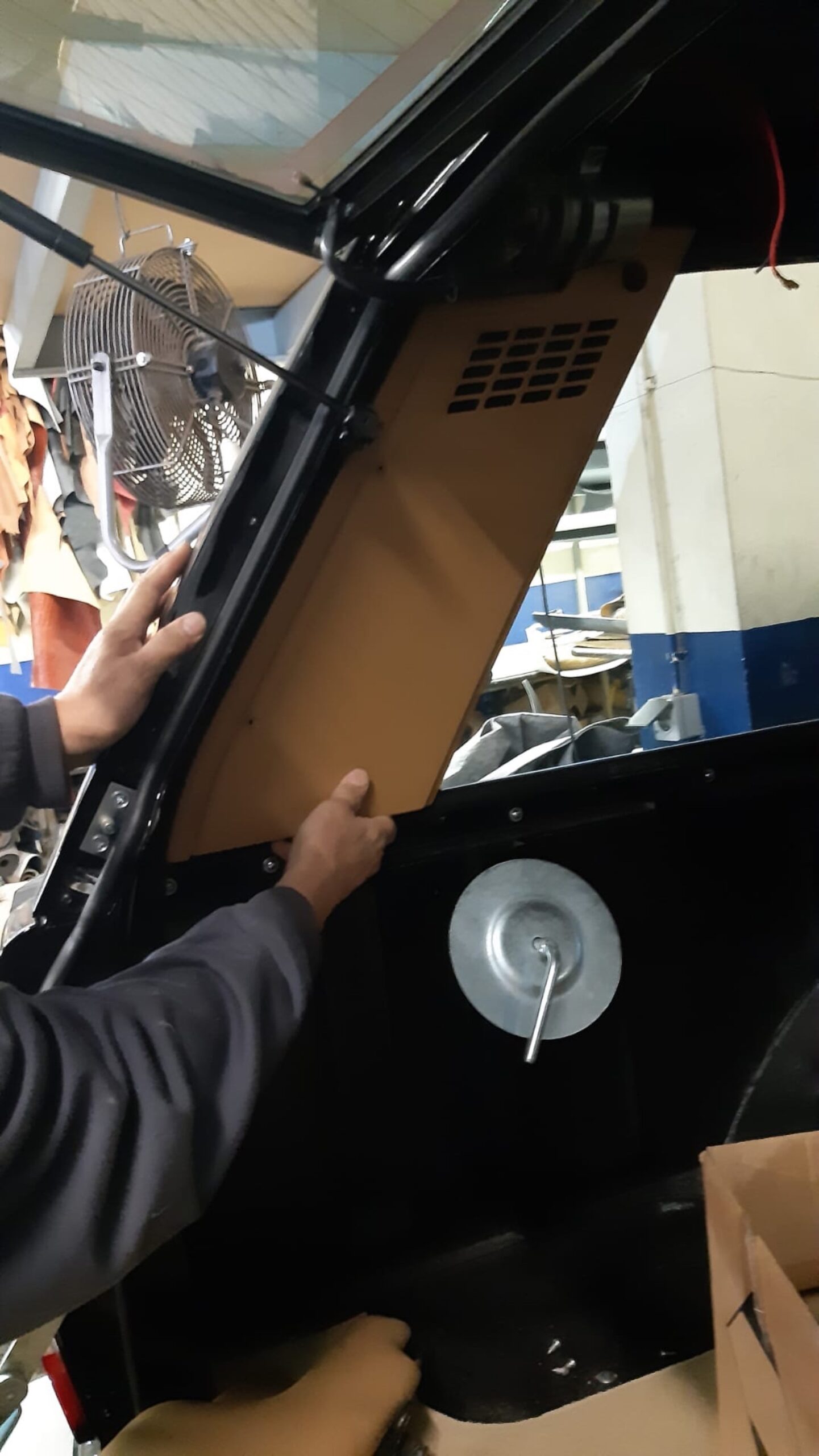 LS3-Powered Range Rover Classic Restomod By Legacy Overland Is A Thing Of Beauty