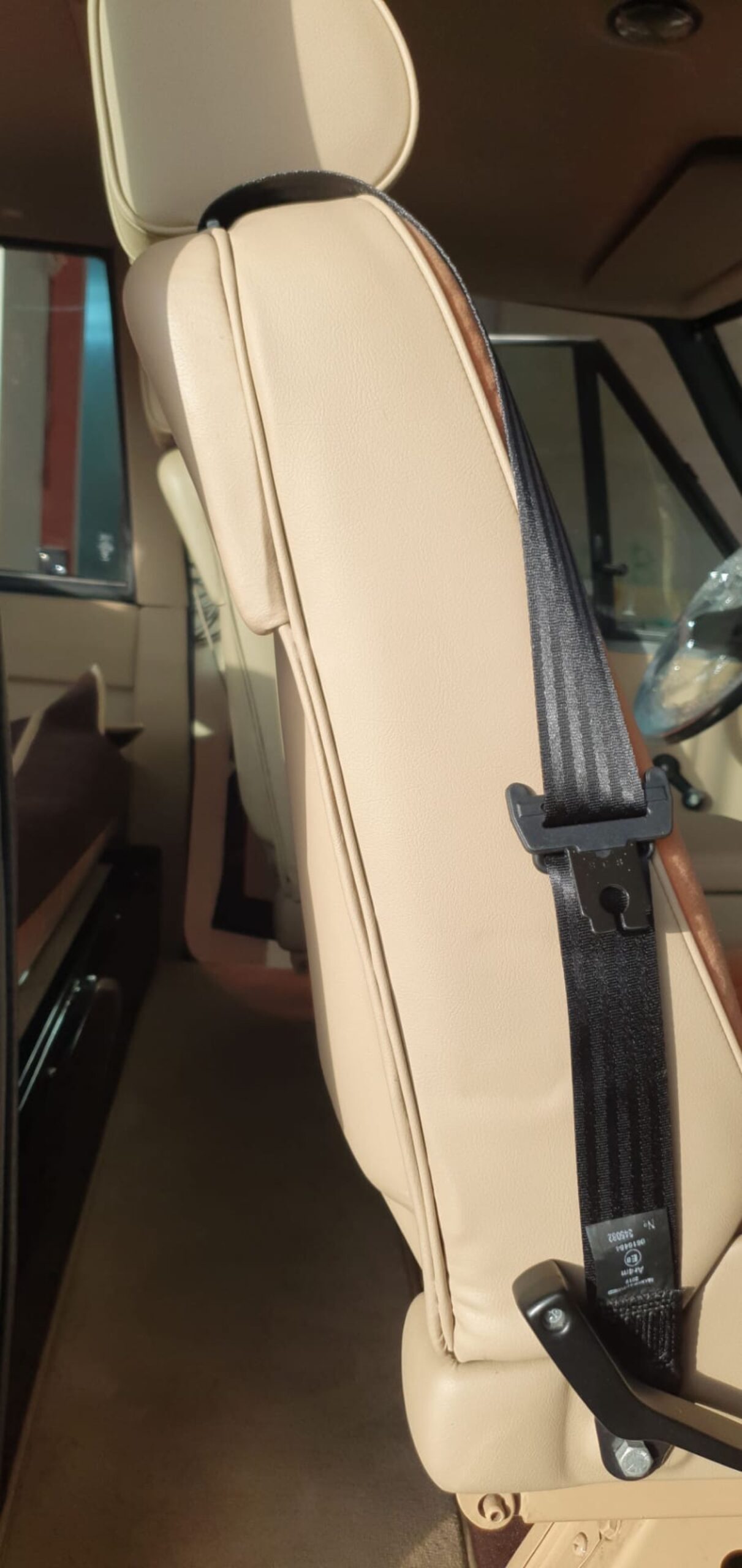 LS3-Powered Range Rover Classic Restomod By Legacy Overland Is A Thing Of Beauty