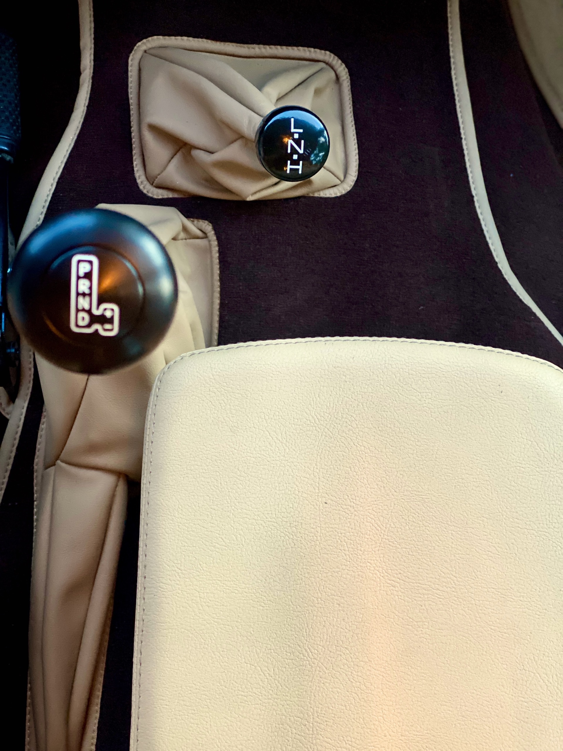 LS3-Powered Range Rover Classic Restomod By Legacy Overland Is A Thing Of Beauty