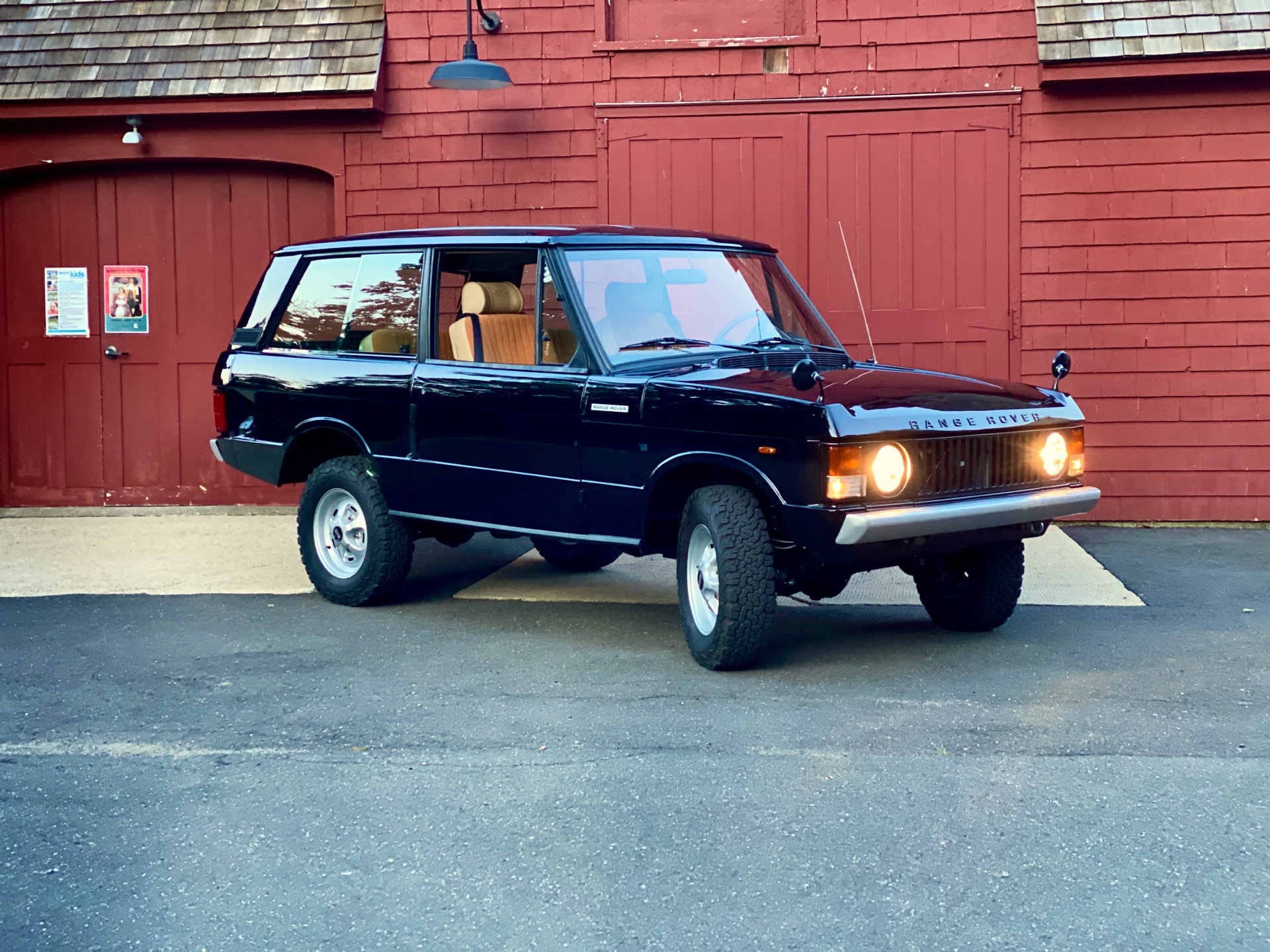 LS3-Powered Range Rover Classic Restomod By Legacy Overland Is A Thing Of Beauty