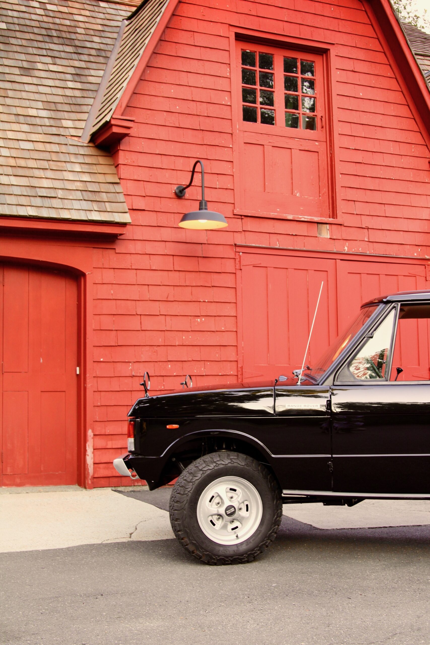 LS3-Powered Range Rover Classic Restomod By Legacy Overland Is A Thing Of Beauty