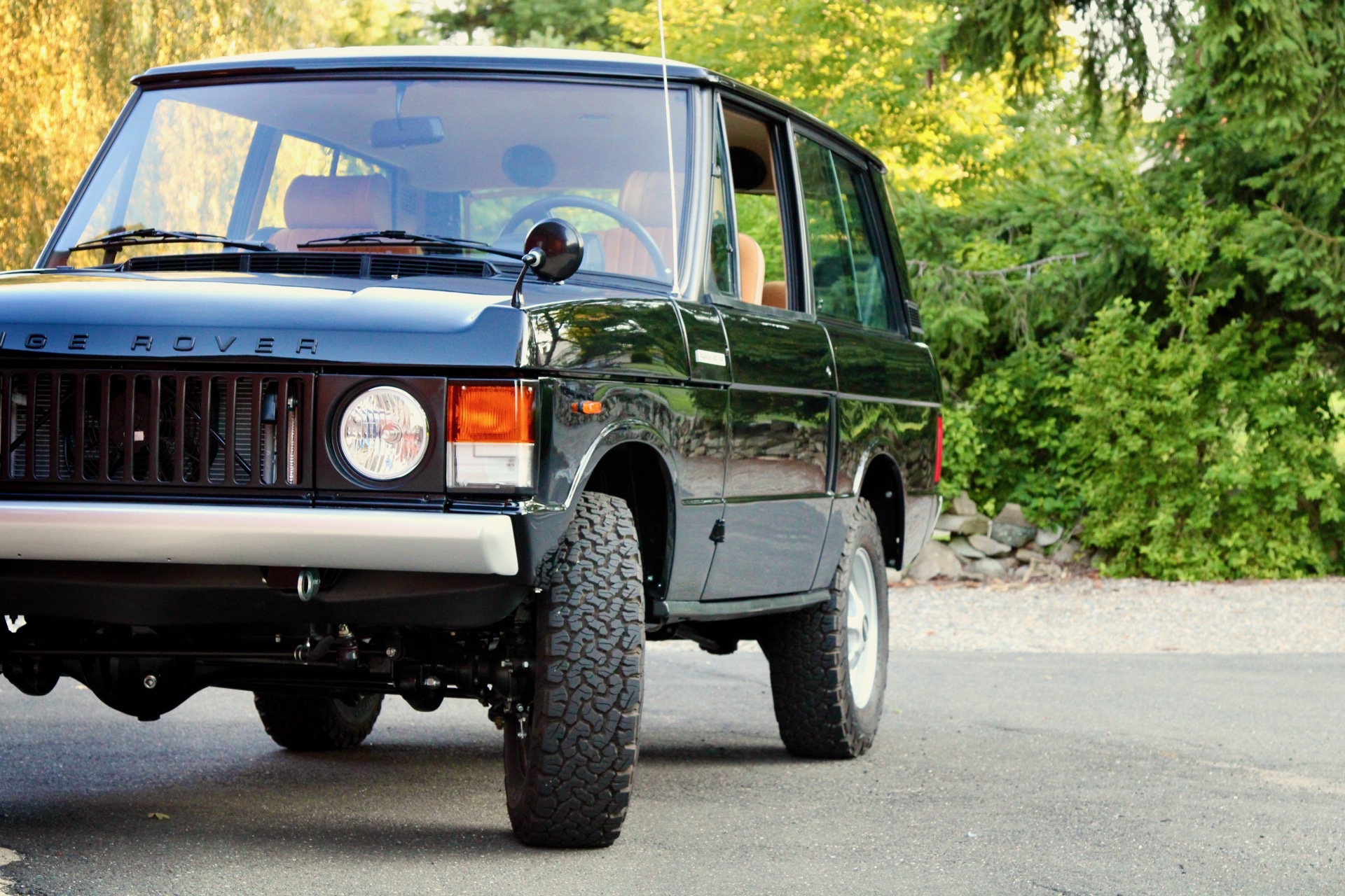 LS3-Powered Range Rover Classic Restomod By Legacy Overland Is A Thing Of Beauty