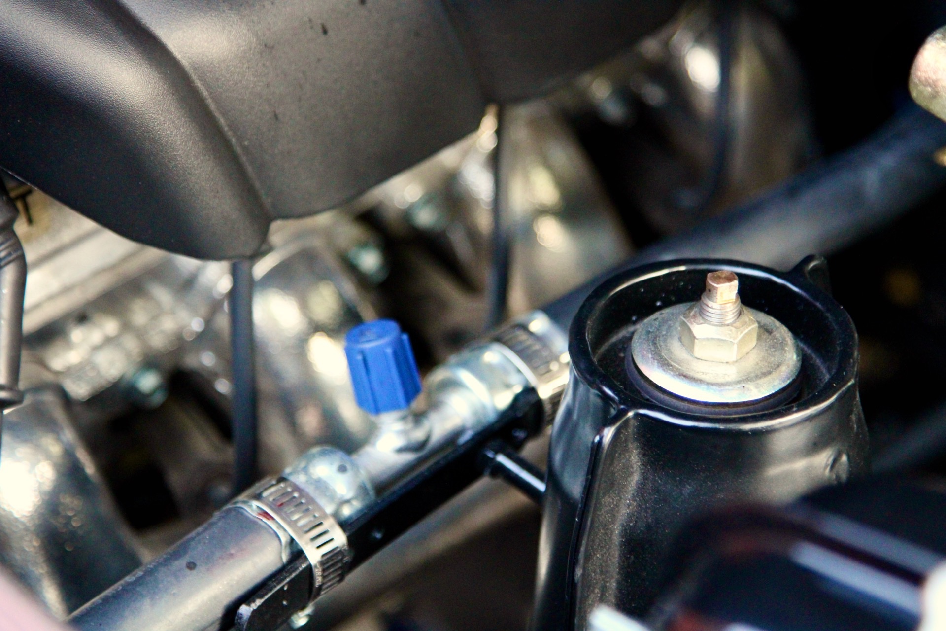 LS3-Powered Range Rover Classic Restomod By Legacy Overland Is A Thing Of Beauty