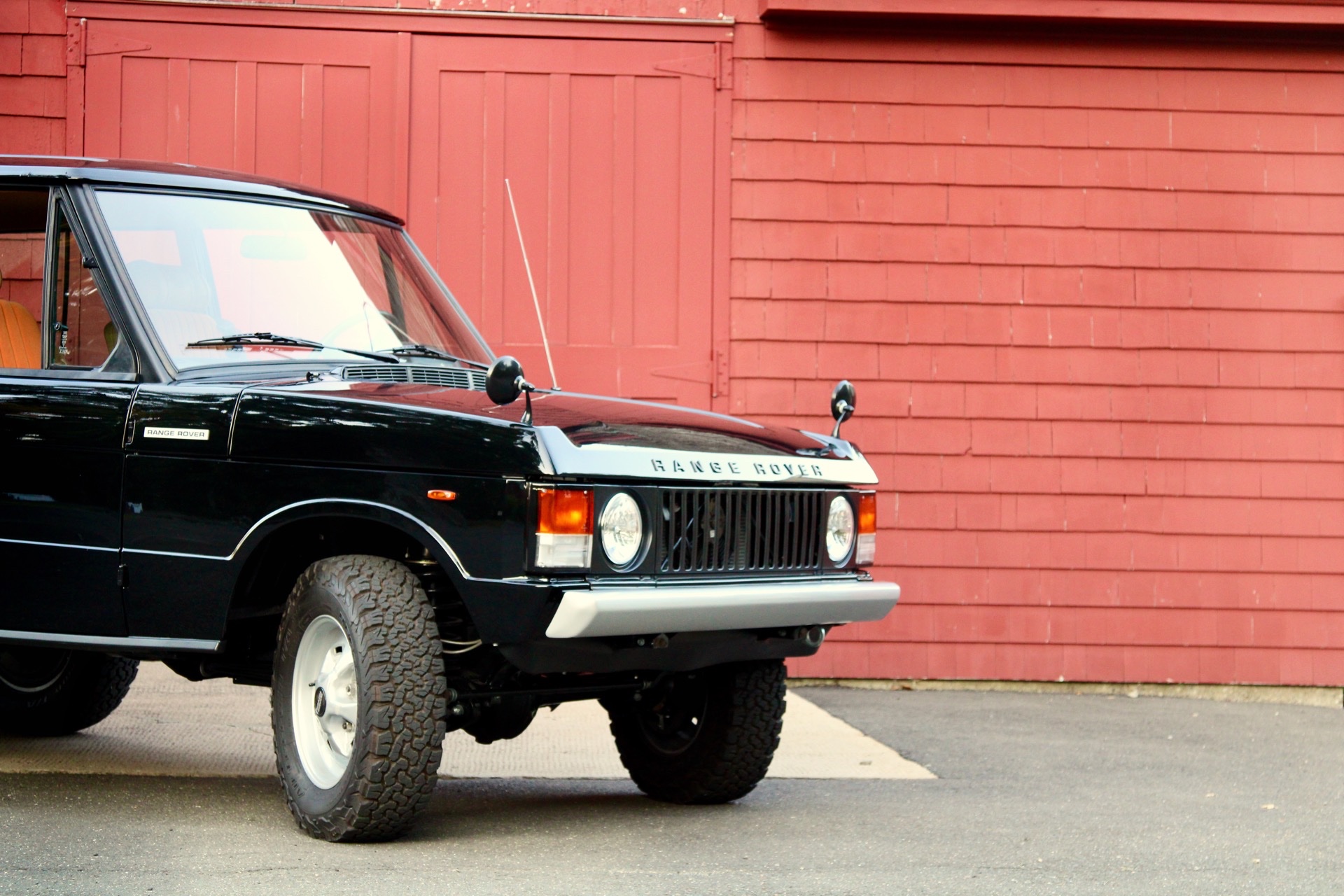 LS3-Powered Range Rover Classic Restomod By Legacy Overland Is A Thing Of Beauty