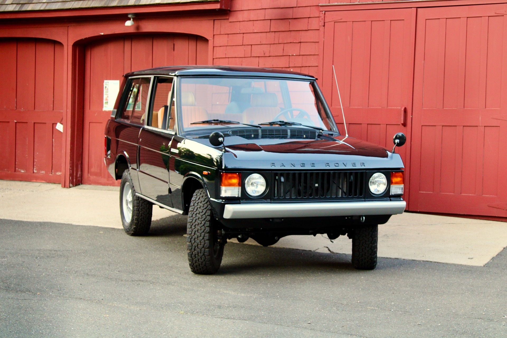 LS3-Powered Range Rover Classic Restomod By Legacy Overland Is A Thing Of Beauty