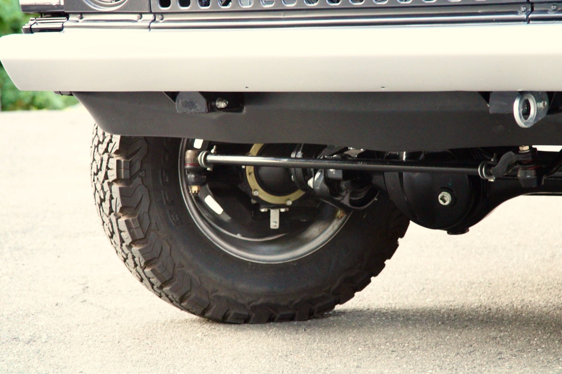 LS3-Powered Range Rover Classic Restomod By Legacy Overland Is A Thing Of Beauty