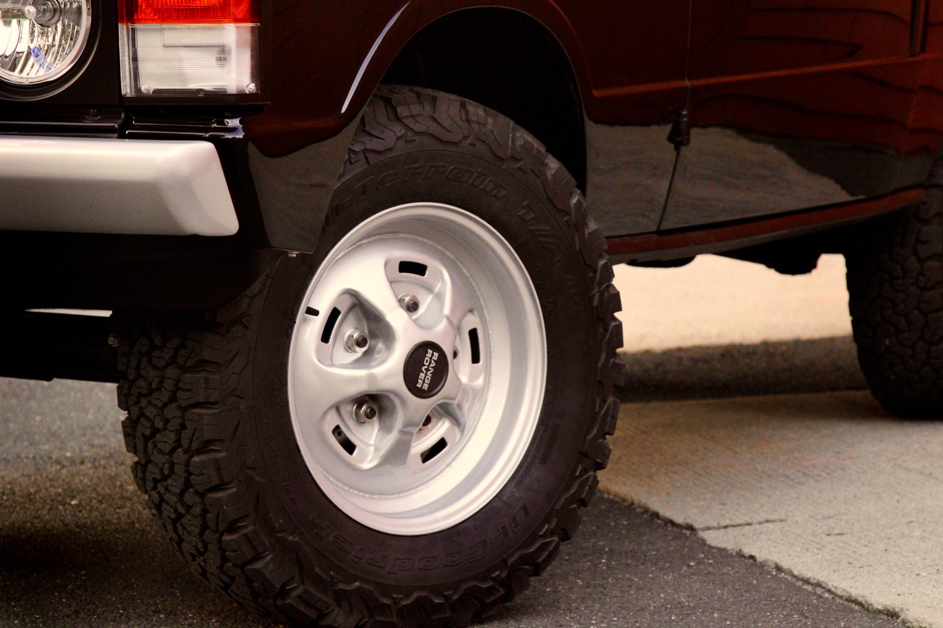 LS3-Powered Range Rover Classic Restomod By Legacy Overland Is A Thing Of Beauty