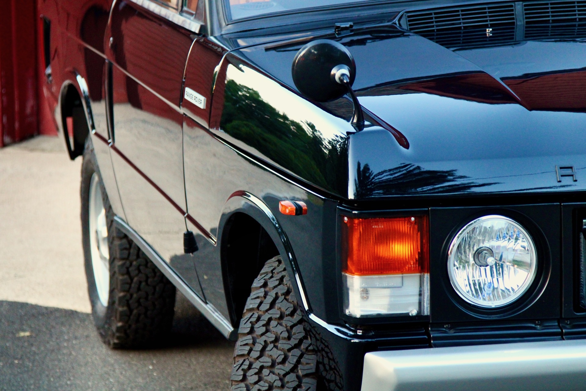 LS3-Powered Range Rover Classic Restomod By Legacy Overland Is A Thing Of Beauty