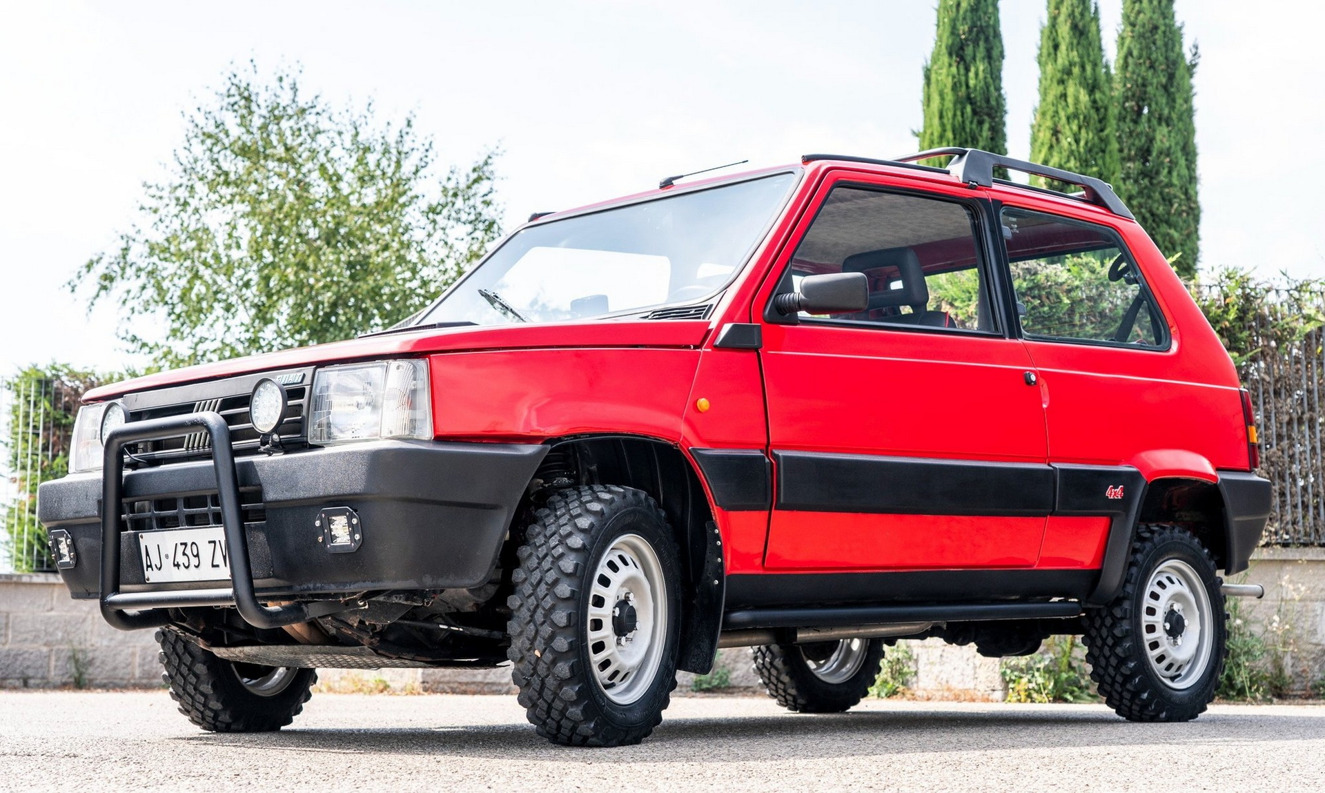 Restored 1986 Fiat Panda 4×4 Is A Cute But Rugged Italian Off-Roader