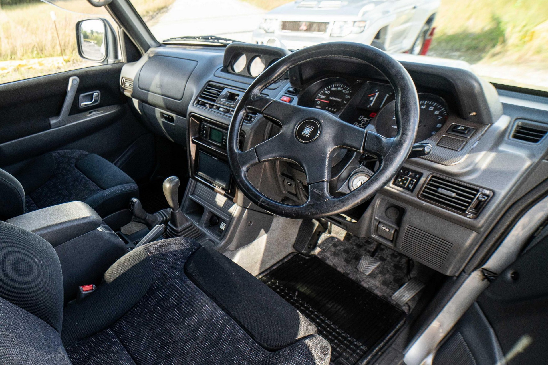 This 1-Of-500 Manual Mitsubishi Pajero Evolution Is Being Auctioned Off In The U.S.