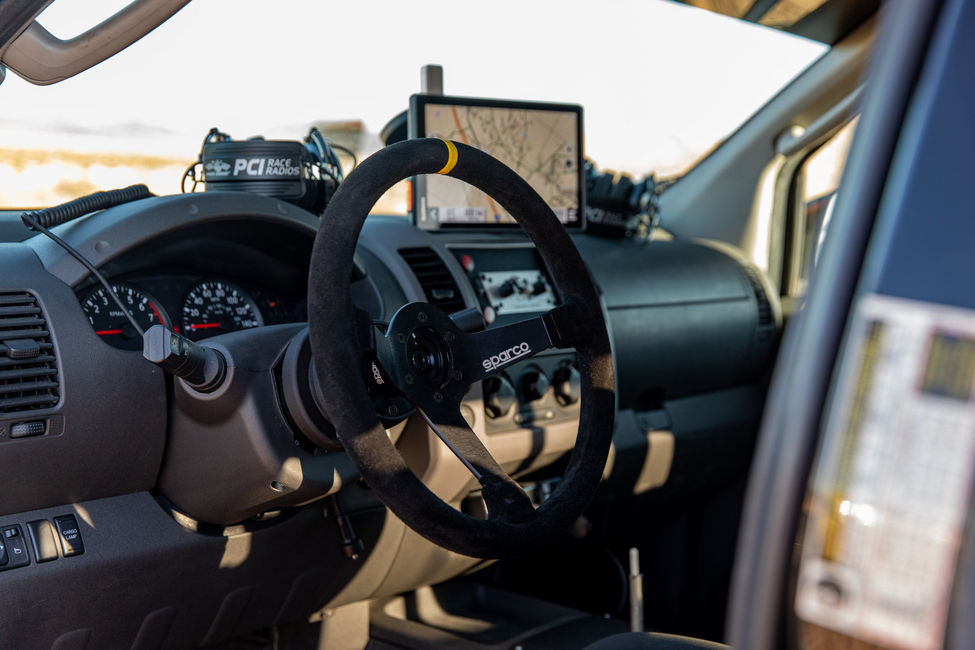 This Nissan Frontier Off-Road Racer Is Powered By A 600-HP Z Engine