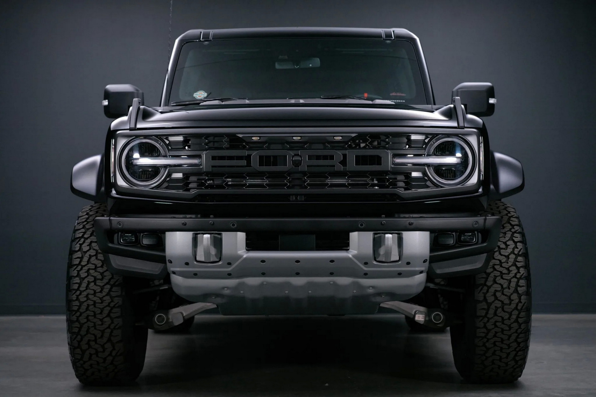 Someone Paid $130,000 For A 50-Mile 2022 Bronco Raptor That Was Worth $80,000 New
