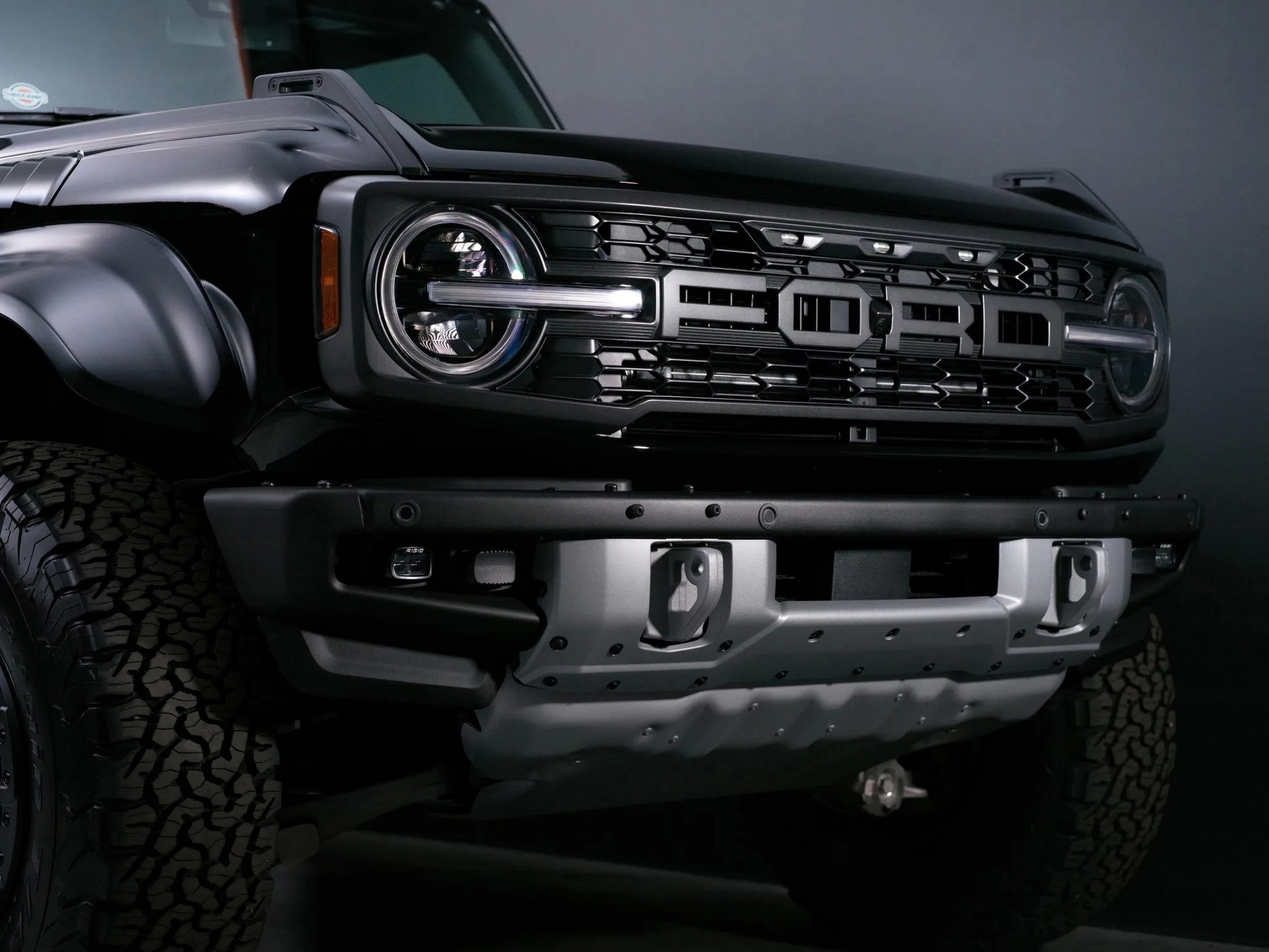 Someone Paid $130,000 For A 50-Mile 2022 Bronco Raptor That Was Worth $80,000 New