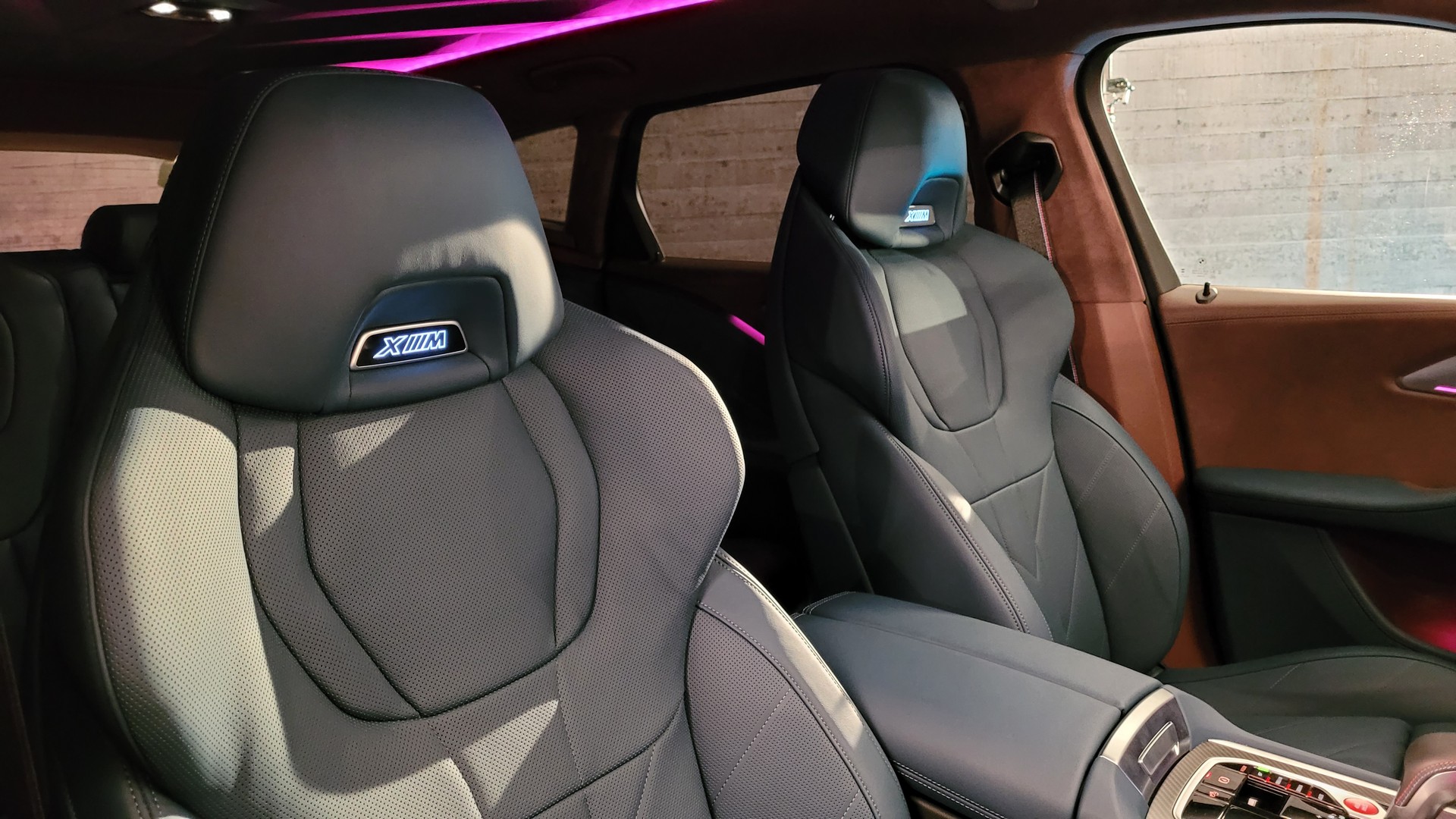 We Get Up Close To The 2023 BMW XM Plug-In Hybrid SUV