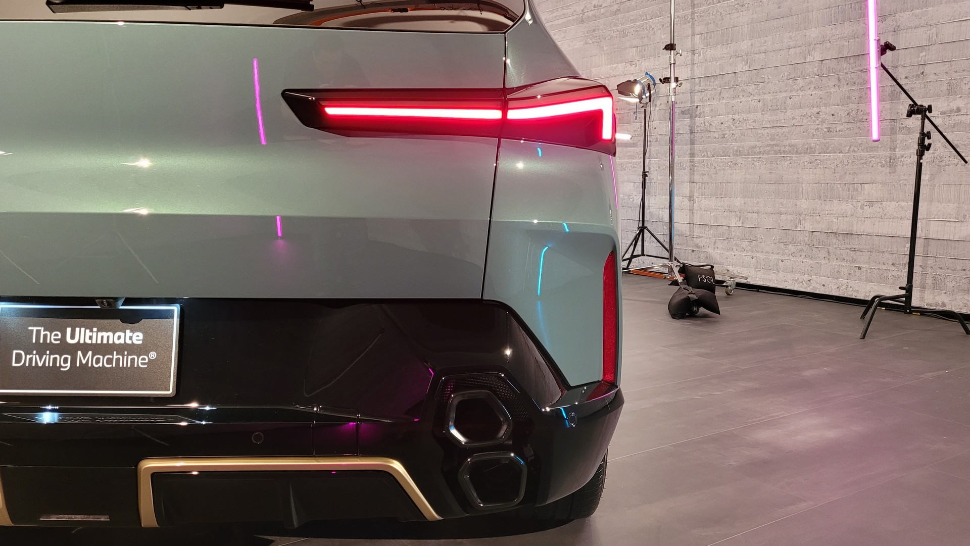 We Get Up Close To The 2023 BMW XM Plug-In Hybrid SUV